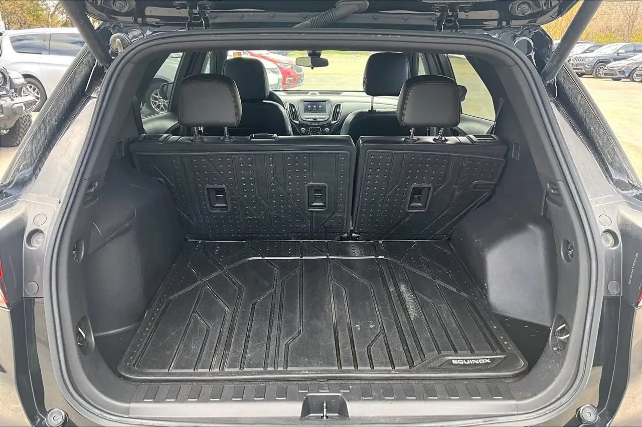 Chevrolet Equinox снимка Chevrolet Equinox