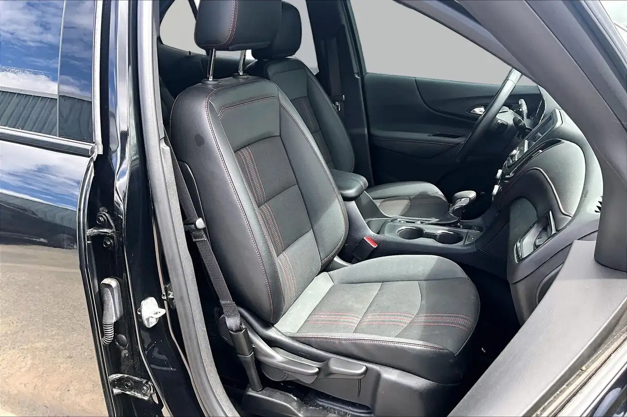 Chevrolet Equinox снимка Chevrolet Equinox