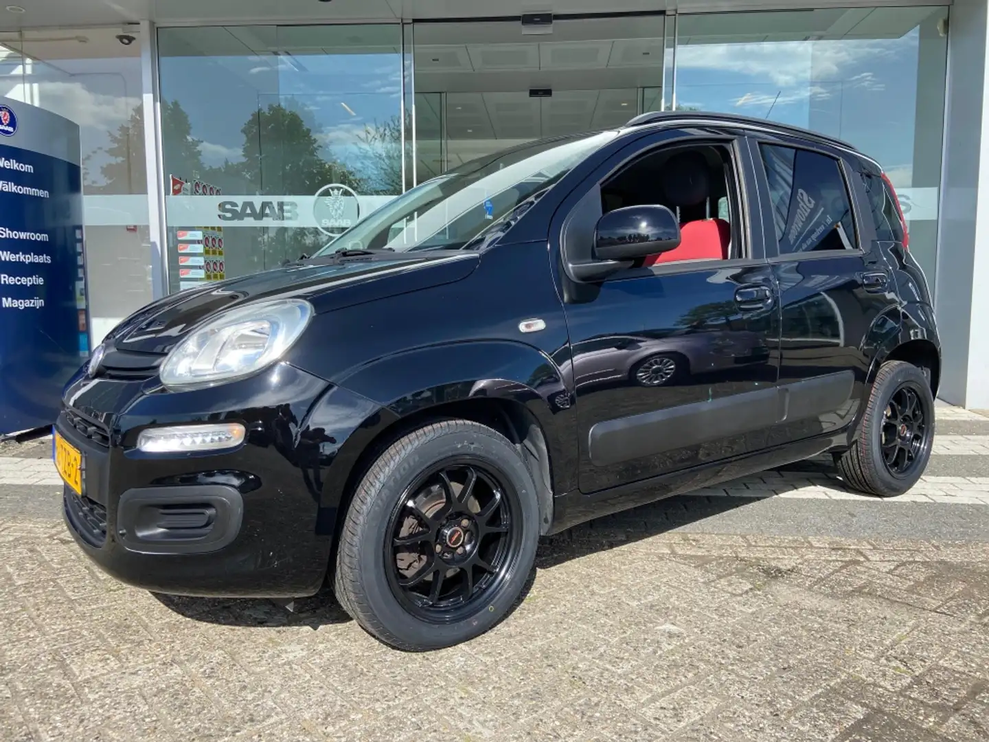 Fiat Panda 0.9 TwinAir Lounge 4 NIEUWE BANDEN Zwart - 1