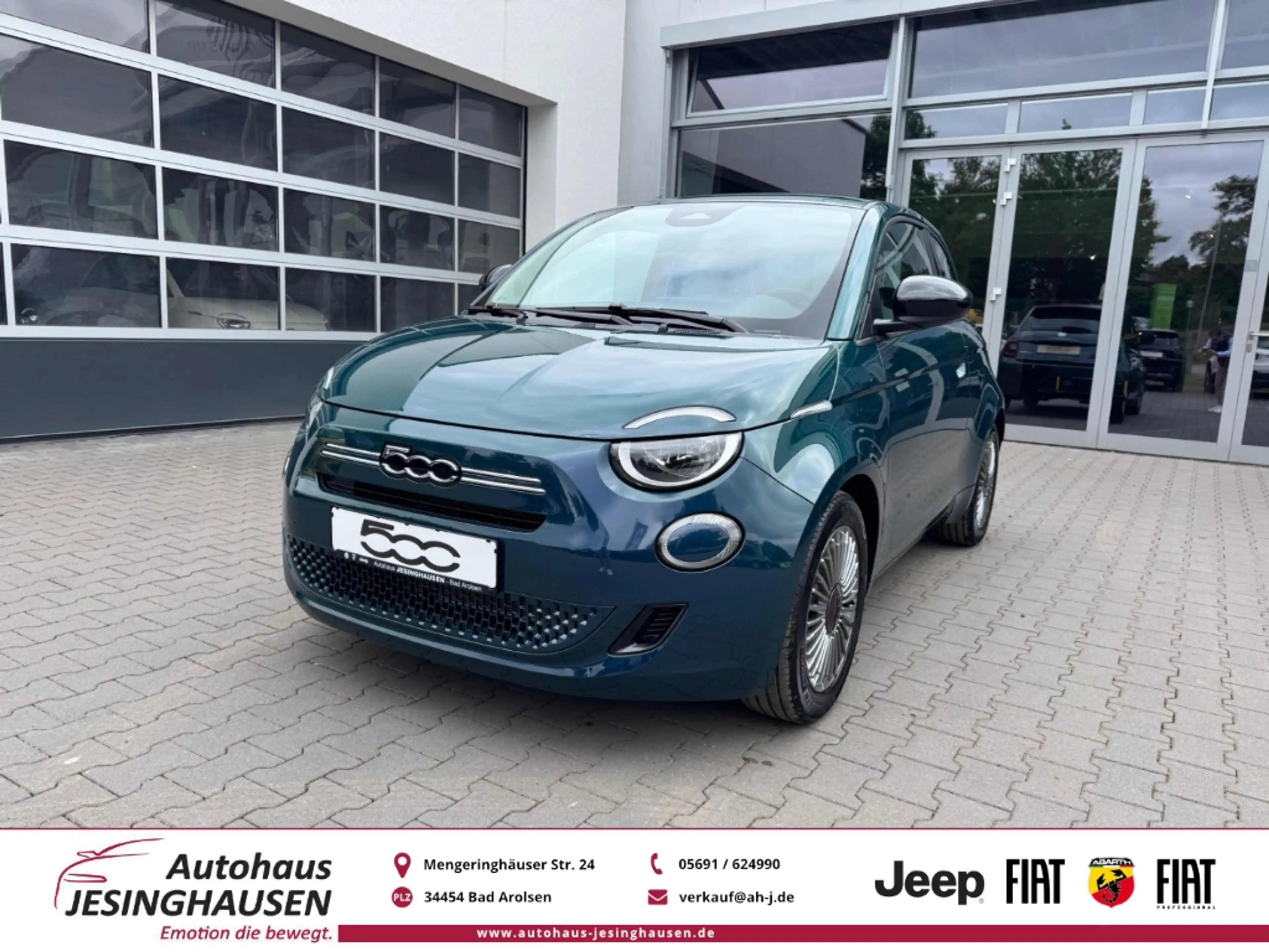 Fiat 500 Icon Digitales Cockpit Apple CarPl. Klima-Autom Te