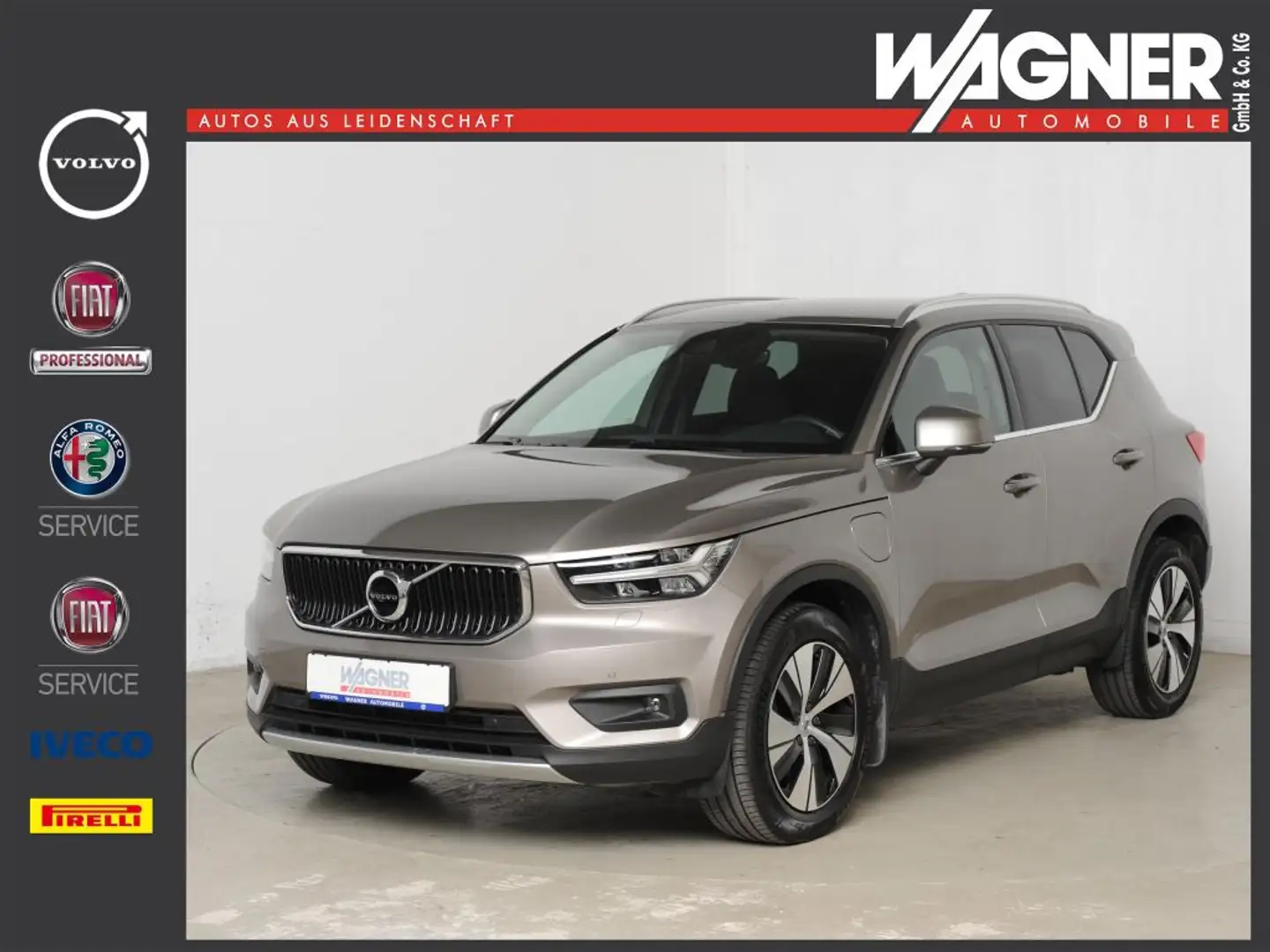 Volvo XC40 T5 Recharge DKG Inscription Expression *AHK* Gris - 1