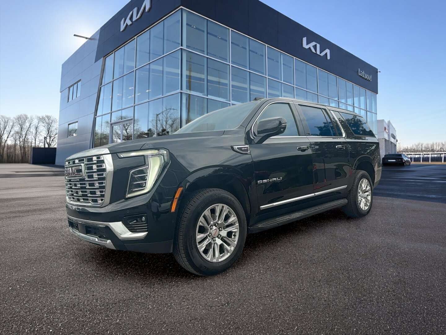 used 2025 GMC Yukon car, priced at $92,980