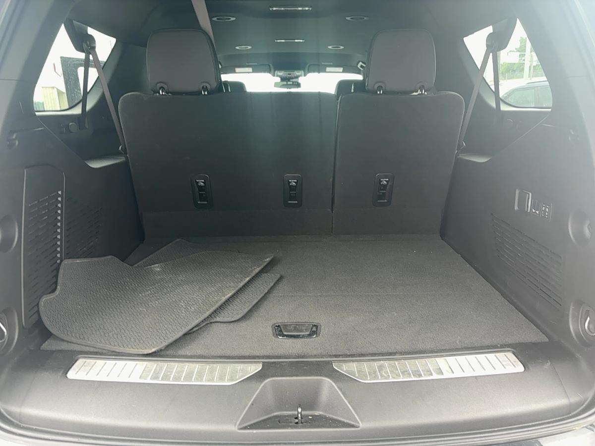 used 2025 GMC Yukon car, priced at $92,980