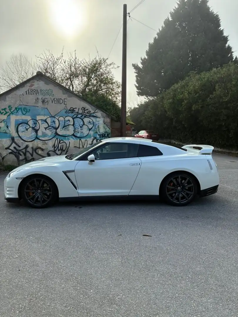 Nissan GT-R 3.8 V6 Black Edition Aut. Blanco - 2