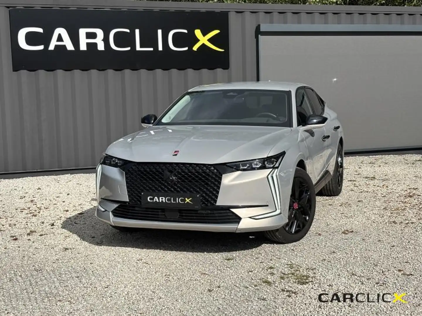 DS Automobiles DS 4 Crossback 1.2 aut. Performance Line + Grijs - 1