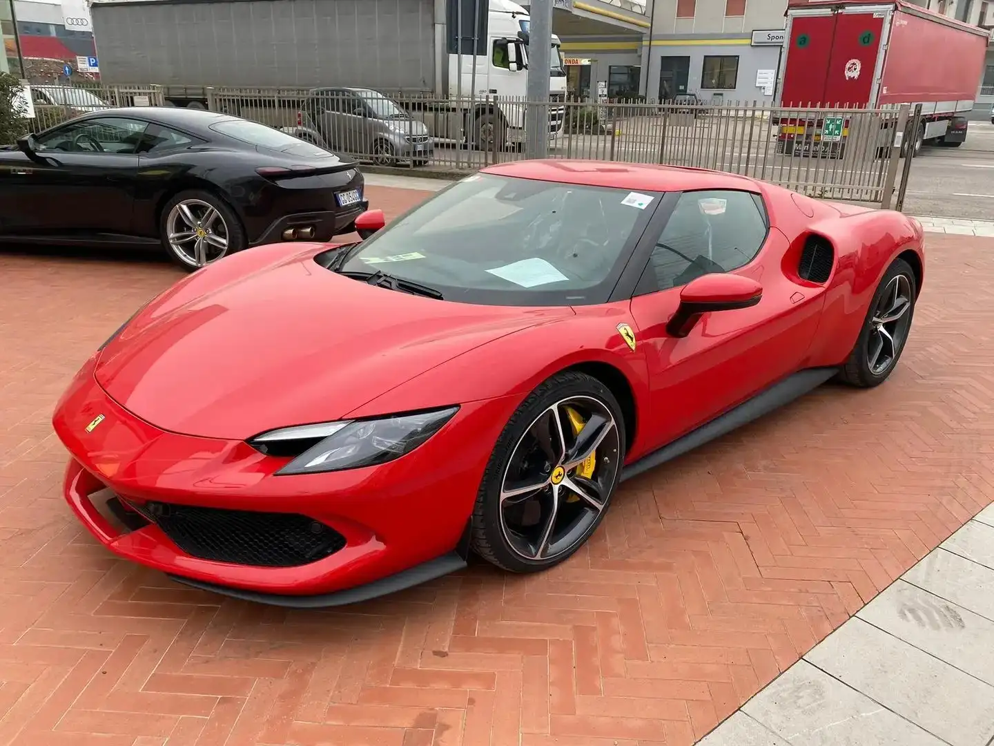 Ferrari 296 GTB RATA €2.953+IVA FULL OPTIONAL Rot - 1