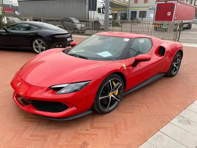 Ferrari 296 GTB RATA €2.953+IVA FULL OPTIONAL