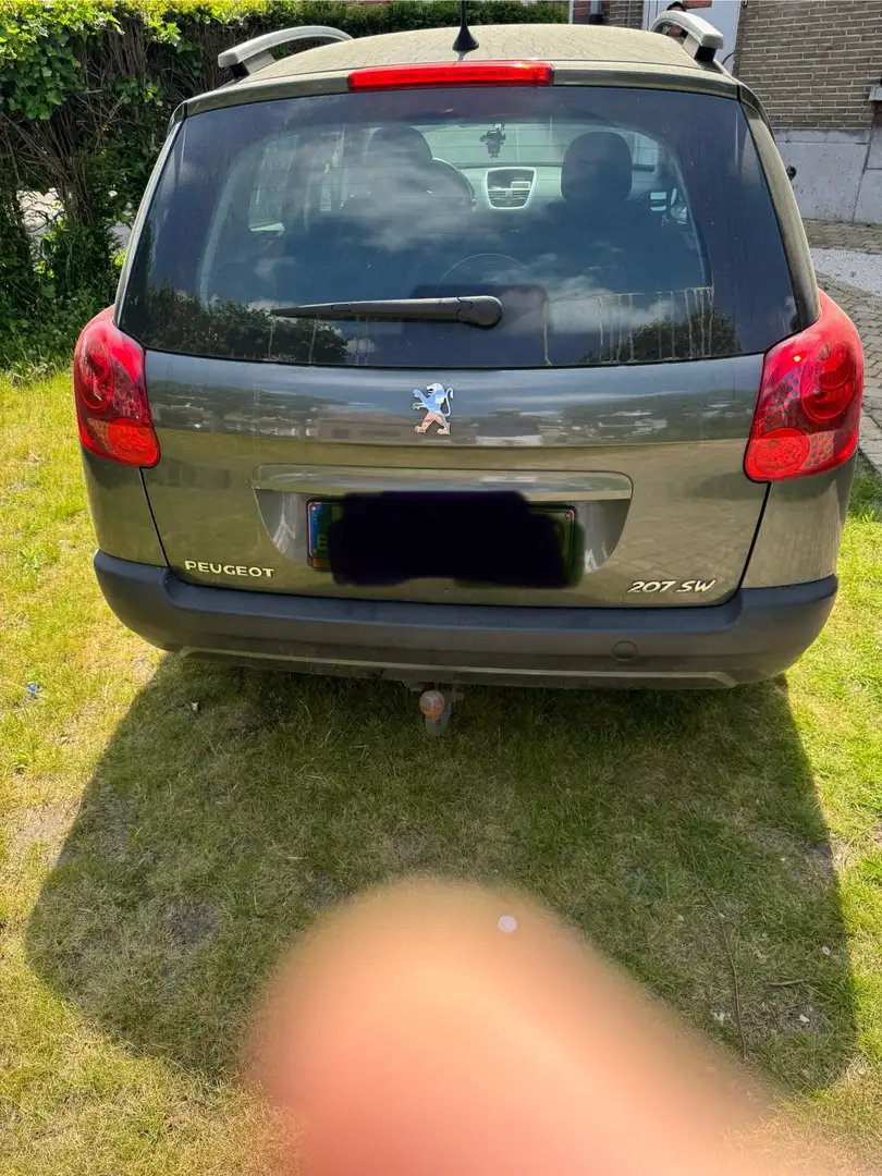 Peugeot 207 Sw Verde - 1