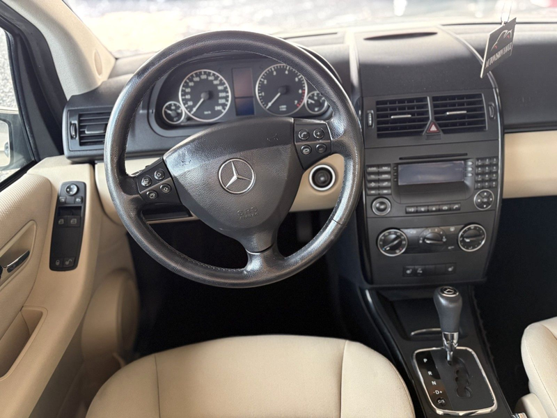 Mercedes-Benz A 150 /TÜV NEU SERVICE NEU/PDC/AUTOMATIK/SHZ/ — photo 12
