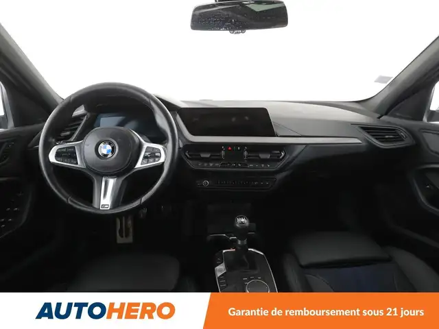 BMW 1 Series view 12