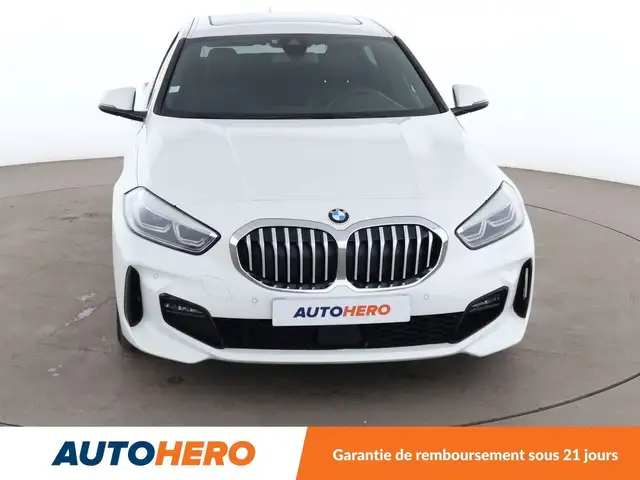 BMW 1 Series view 9