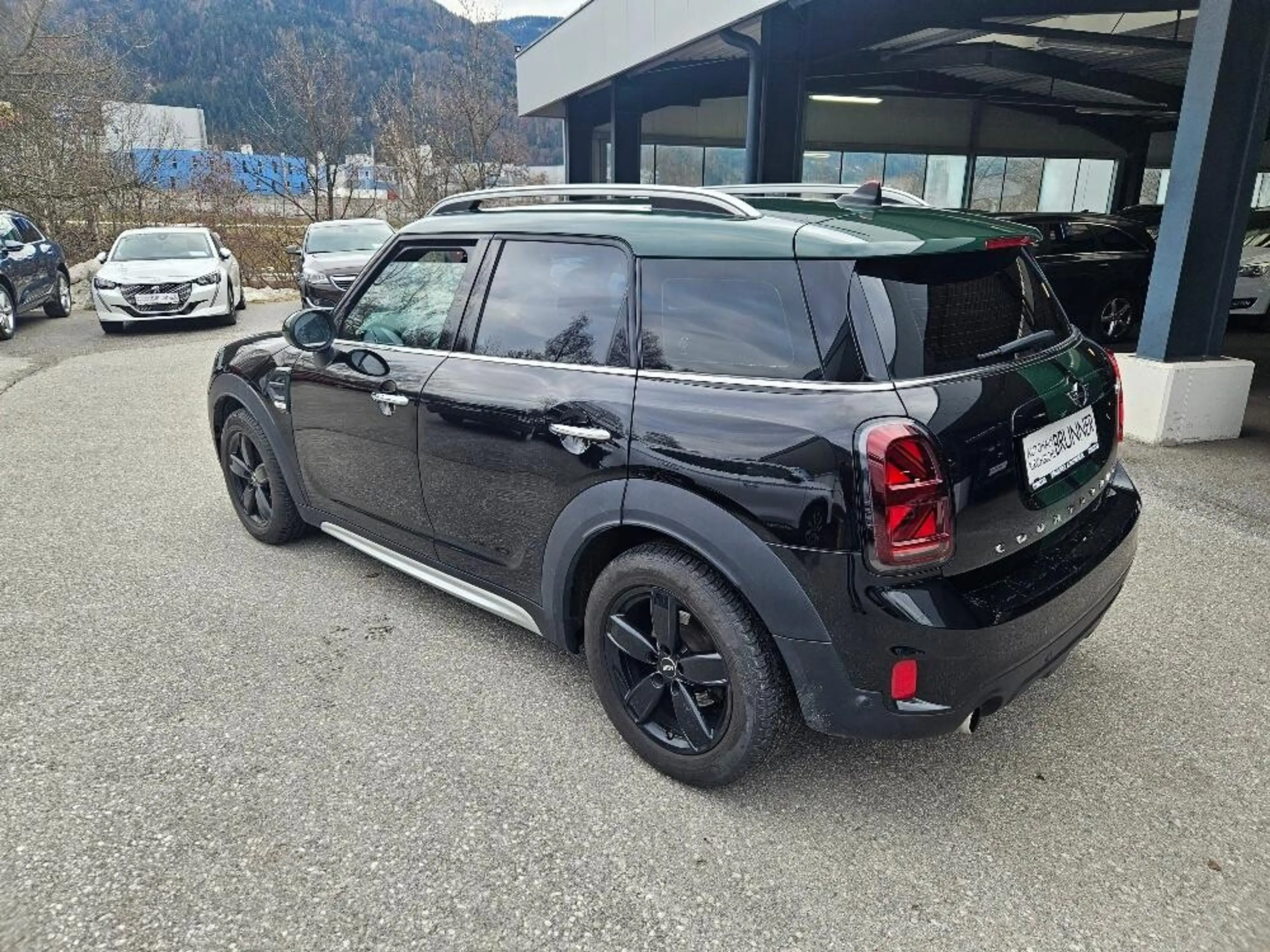 MINI Cooper D Countryman MINI Countryman Cooper D Aut. — photo 3