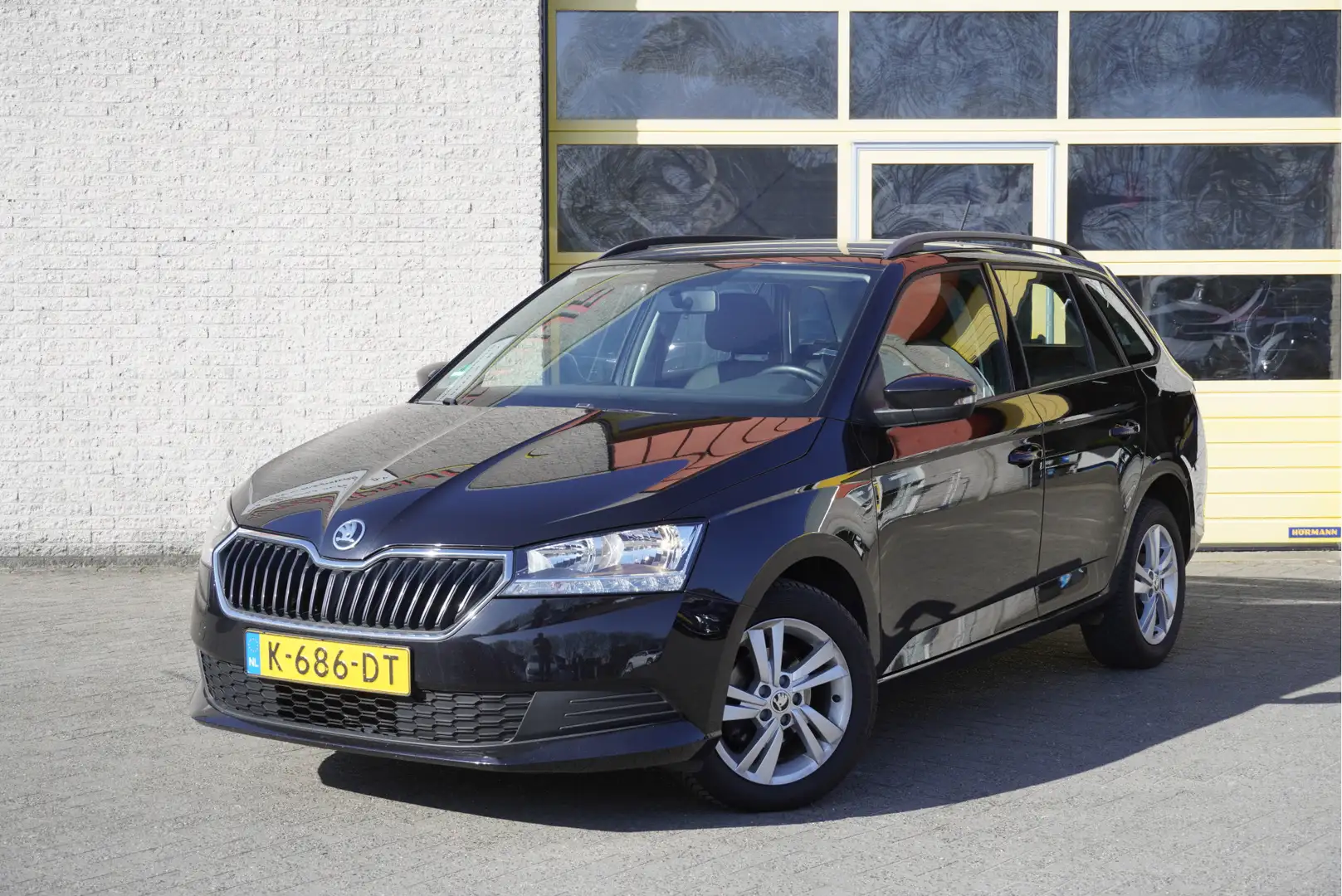 Skoda Fabia Combi 1.0 TSI Active Launch BJ2020 Lmv 15" | Led | Noir - 1