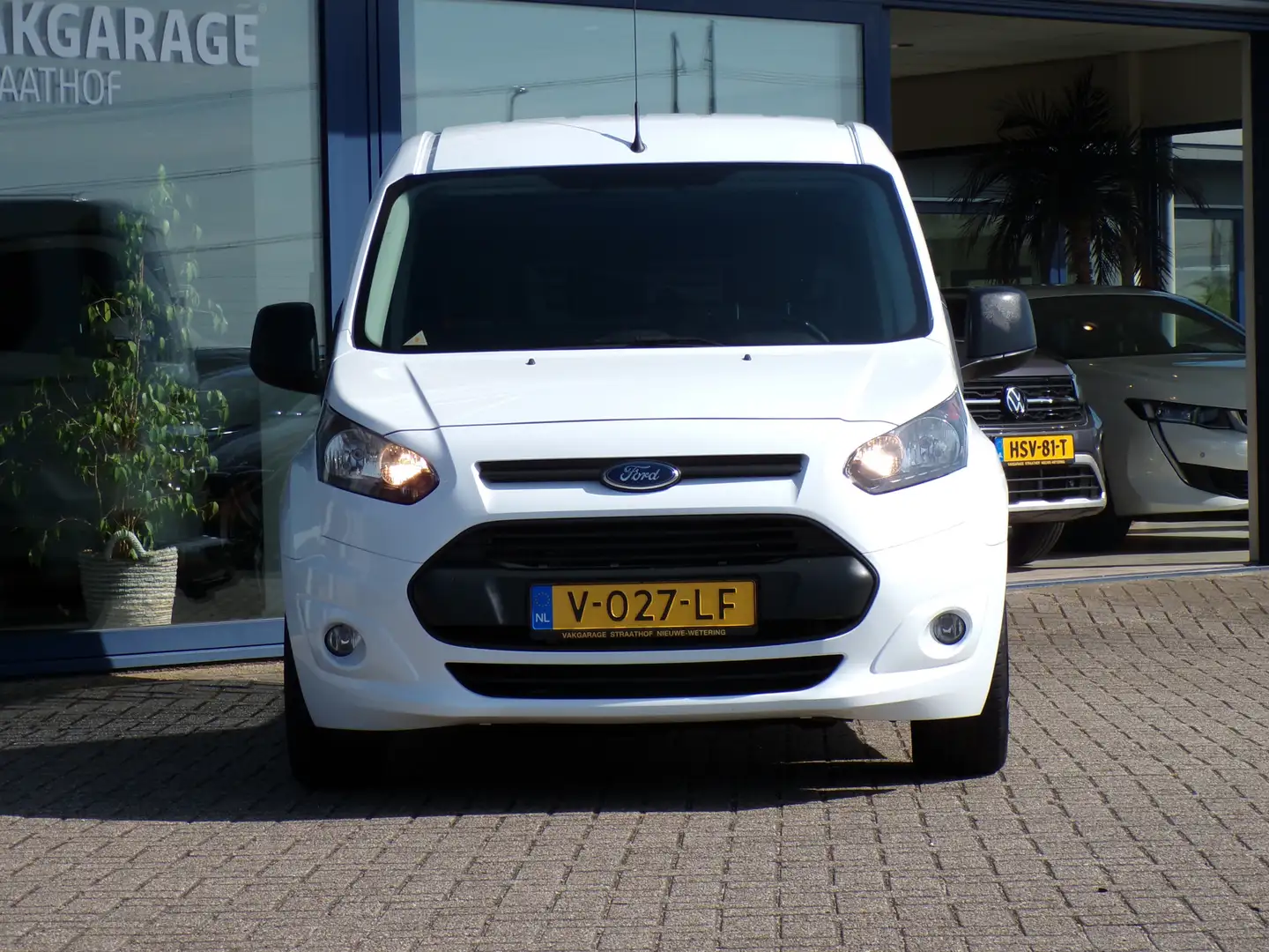 Ford Transit Connect 1.5 TDCI L1 Trend, Trekhaak / Cruise control + Lim Wit - 2