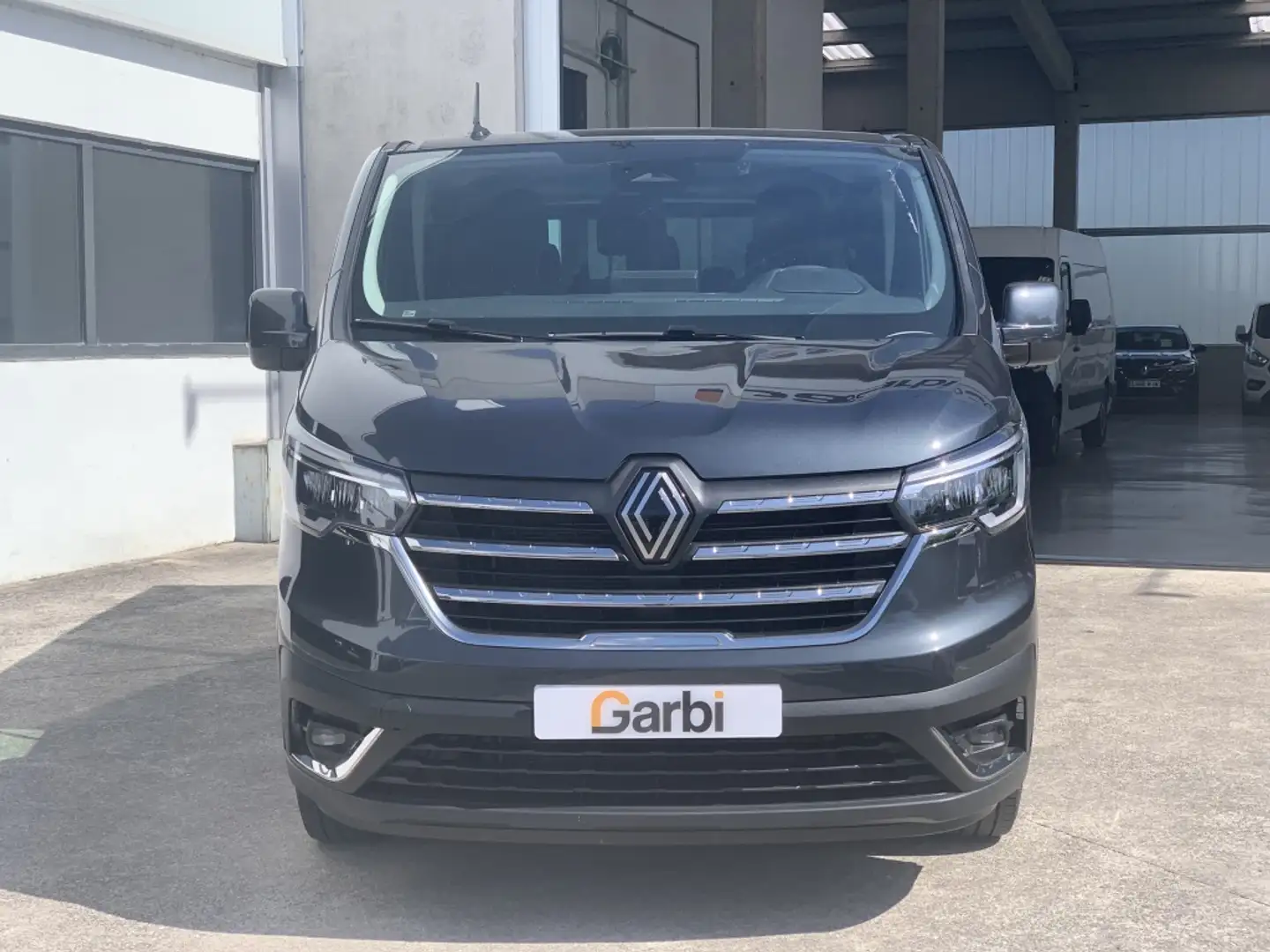 Renault Trafic 2.0dCi Energy Blue Equilibre 110kW Gris - 2