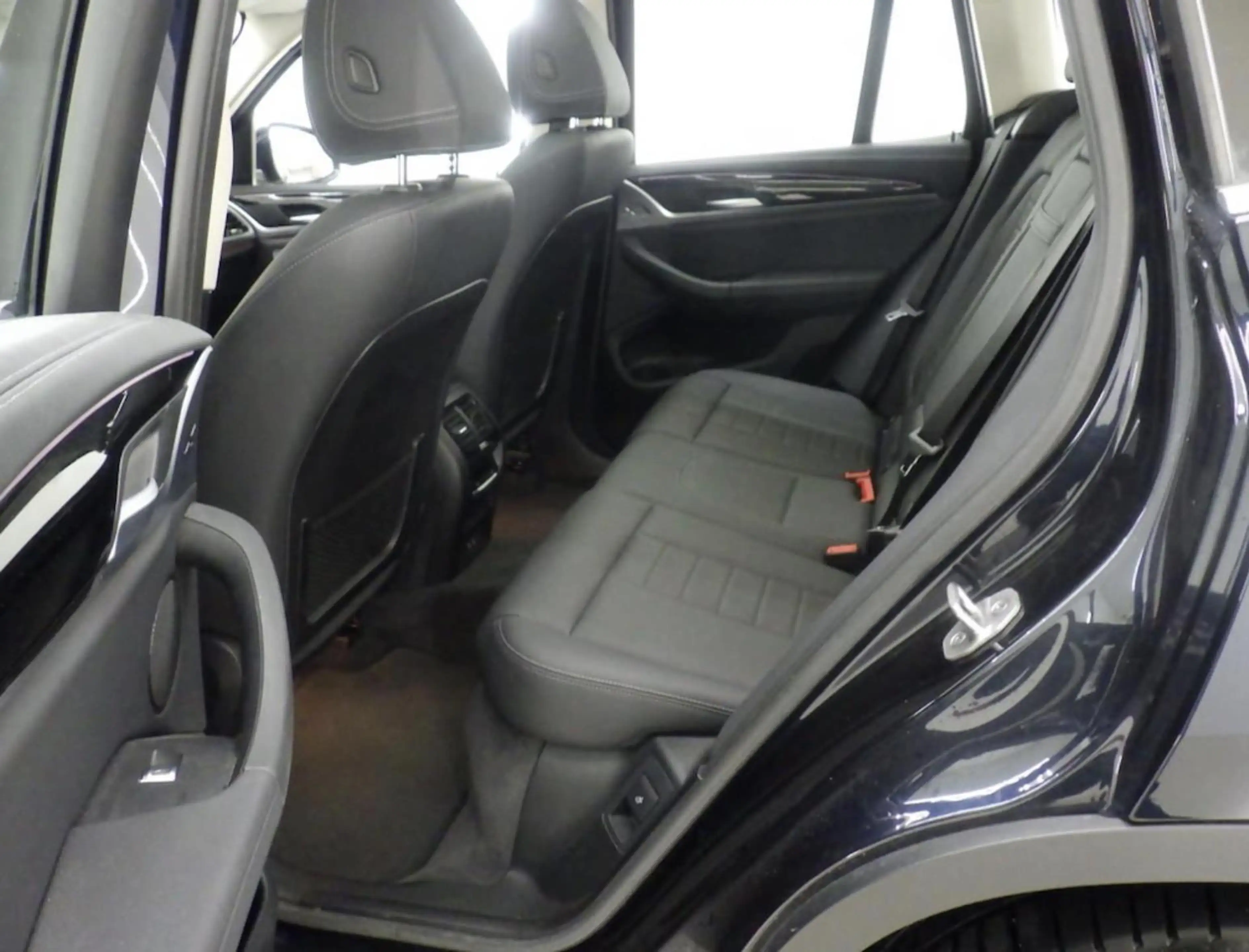 BMW iX3 Executive 80 kWh | SOH 99,26% | Adaptieve Cruise C — photo 5