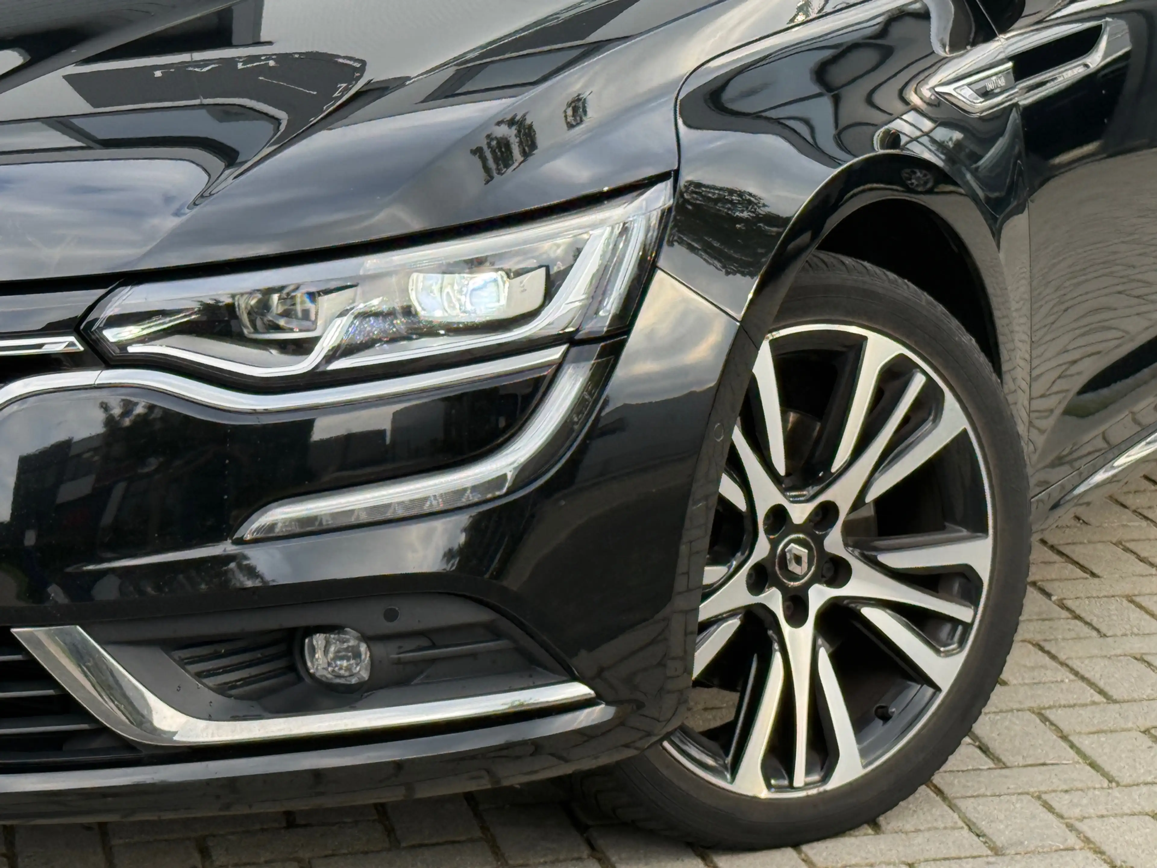 Renault Talisman 1.8 TCe Initiale Paris 4X4 / LEDER / BOSE+ — photo 3