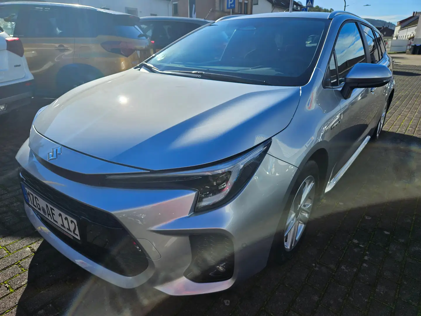 Suzuki Swace 1.8 Hybrid CVT Comfort+ Argintiu - 1