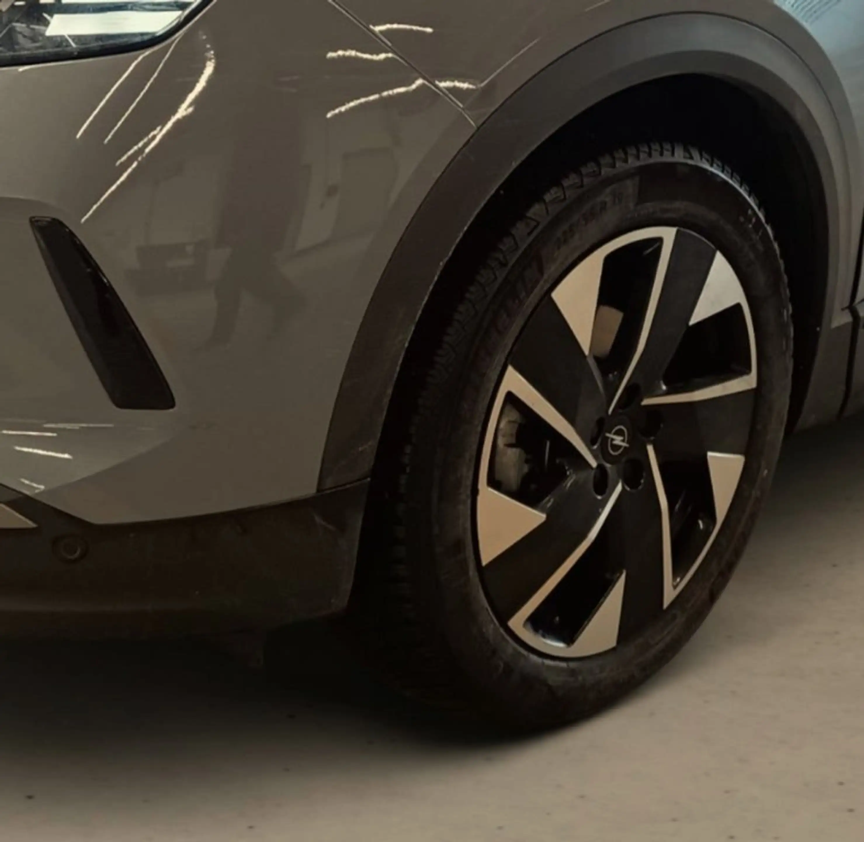 Opel Grandland X GRANDLAND Edition Hybrid 145 e-DCT LP € 41.733,- — photo 12