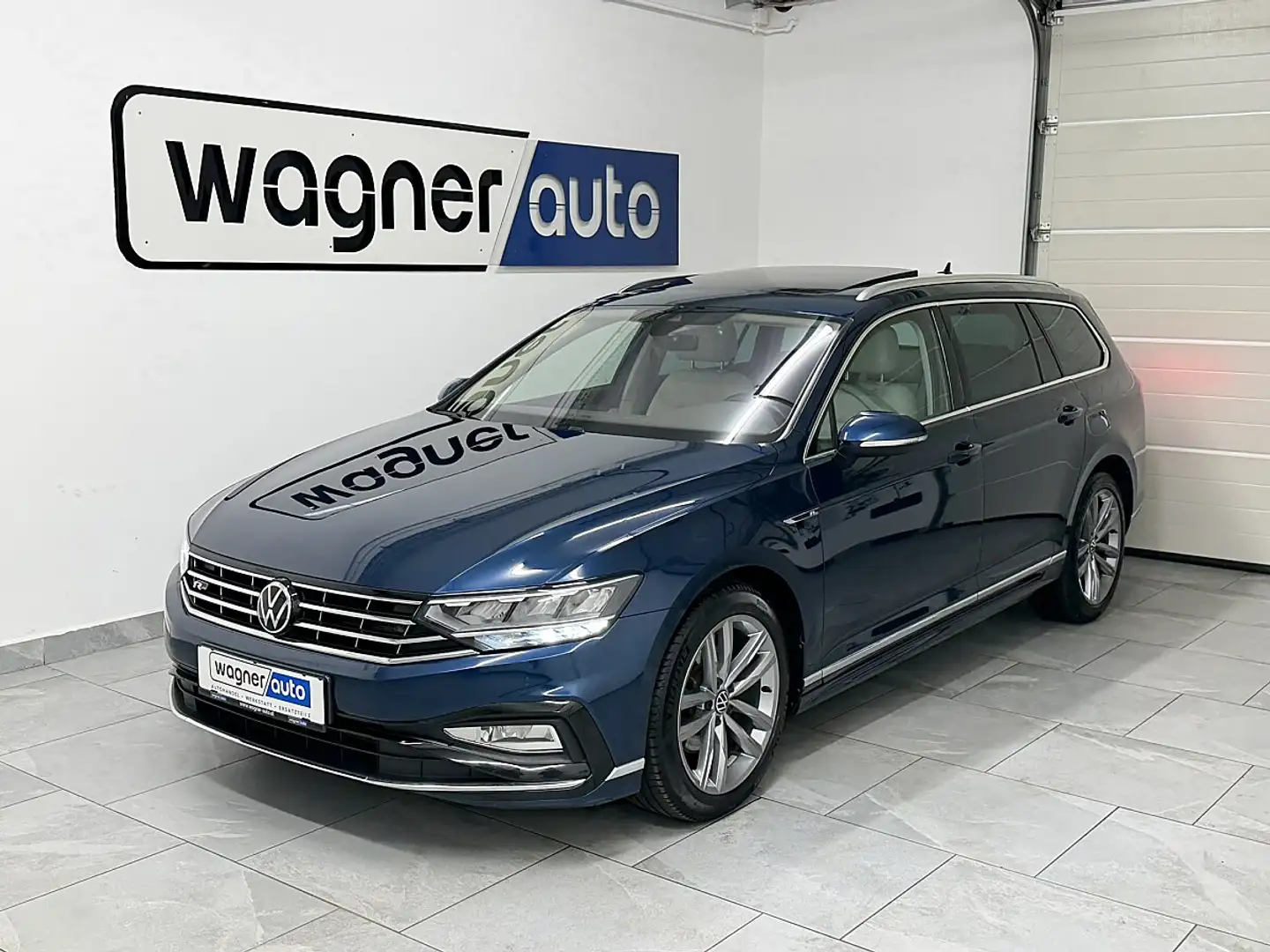 Volkswagen Passat Variant Elegance 2,0 SCR TDI DSG  R-Line/LED/ACC/Navi/P... Blau - 2