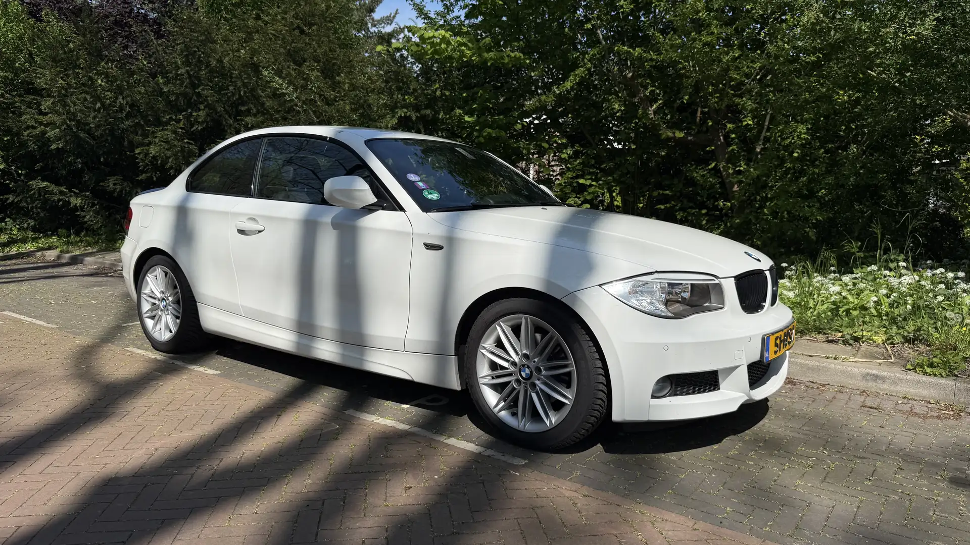BMW 120 120i Coupe - 1