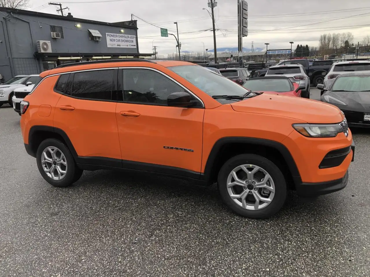 Jeep Compass photo Jeep Compass