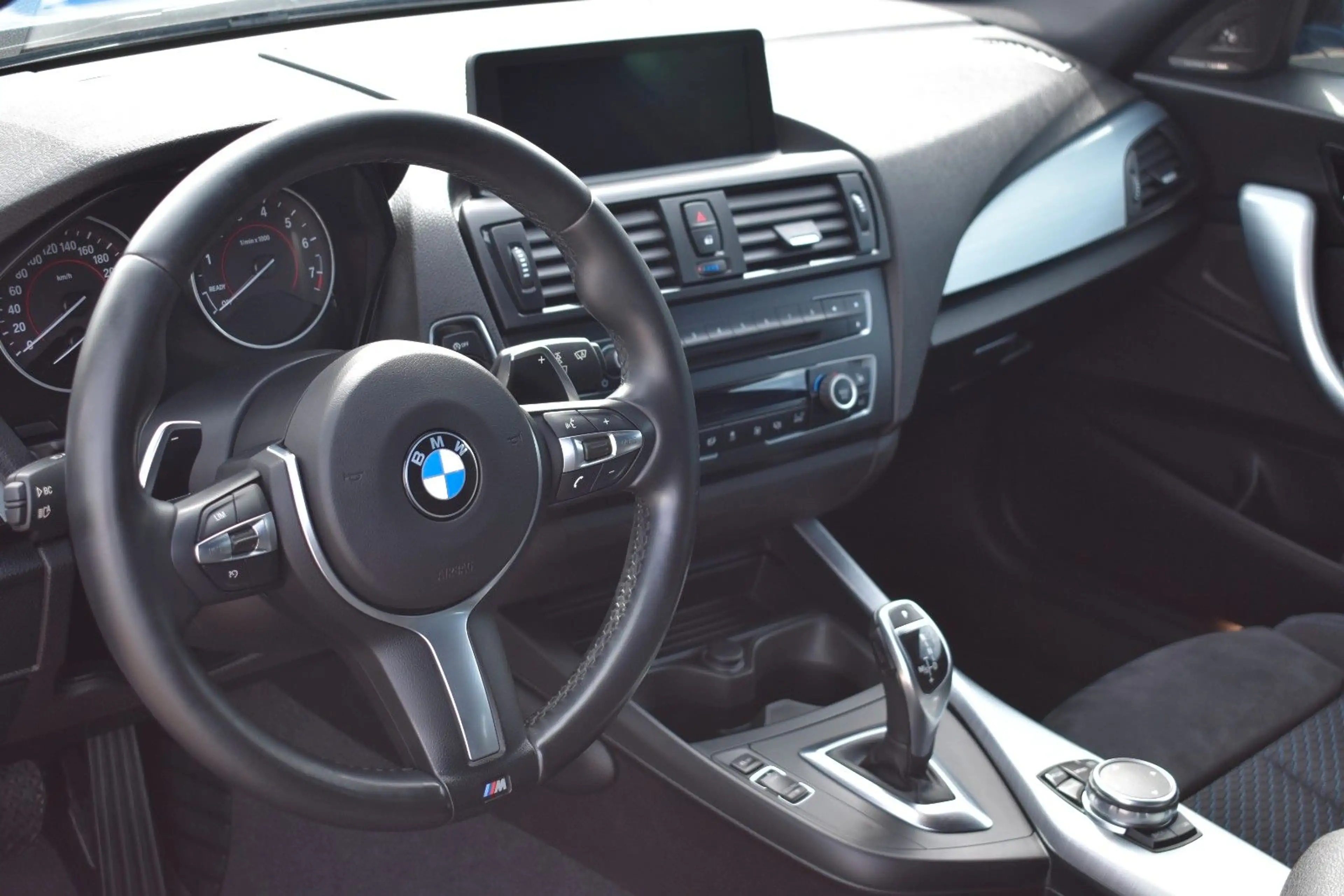 BMW 135 BMW M135i xDrive H&K 19 Zoll Navi Prof — photo 11