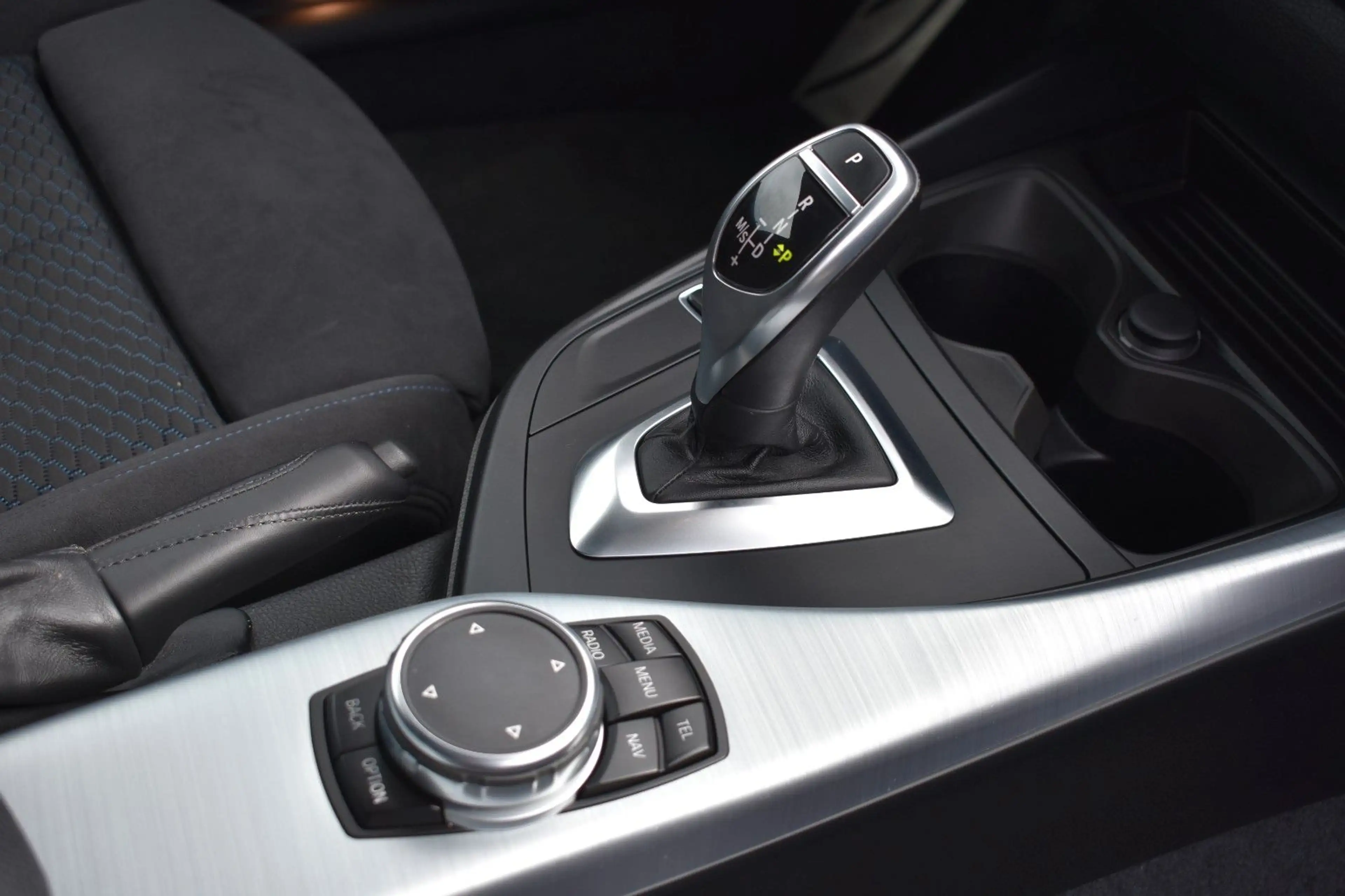 BMW 135 BMW M135i xDrive H&K 19 Zoll Navi Prof — photo 15