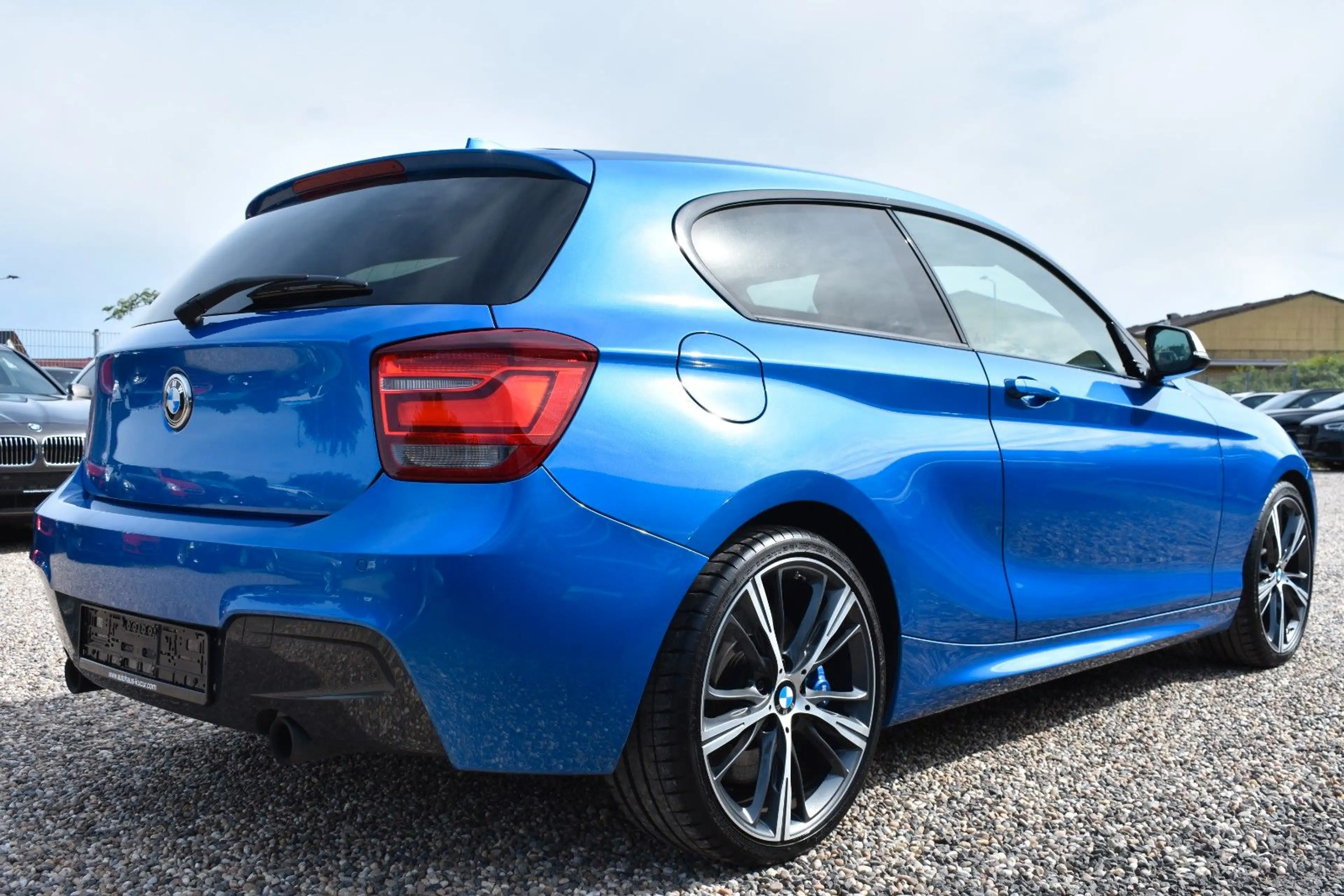 BMW 135 BMW M135i xDrive H&K 19 Zoll Navi Prof — photo 3