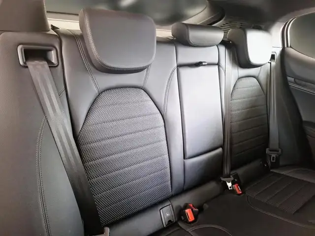 Alfa Romeo Stelvio view 11