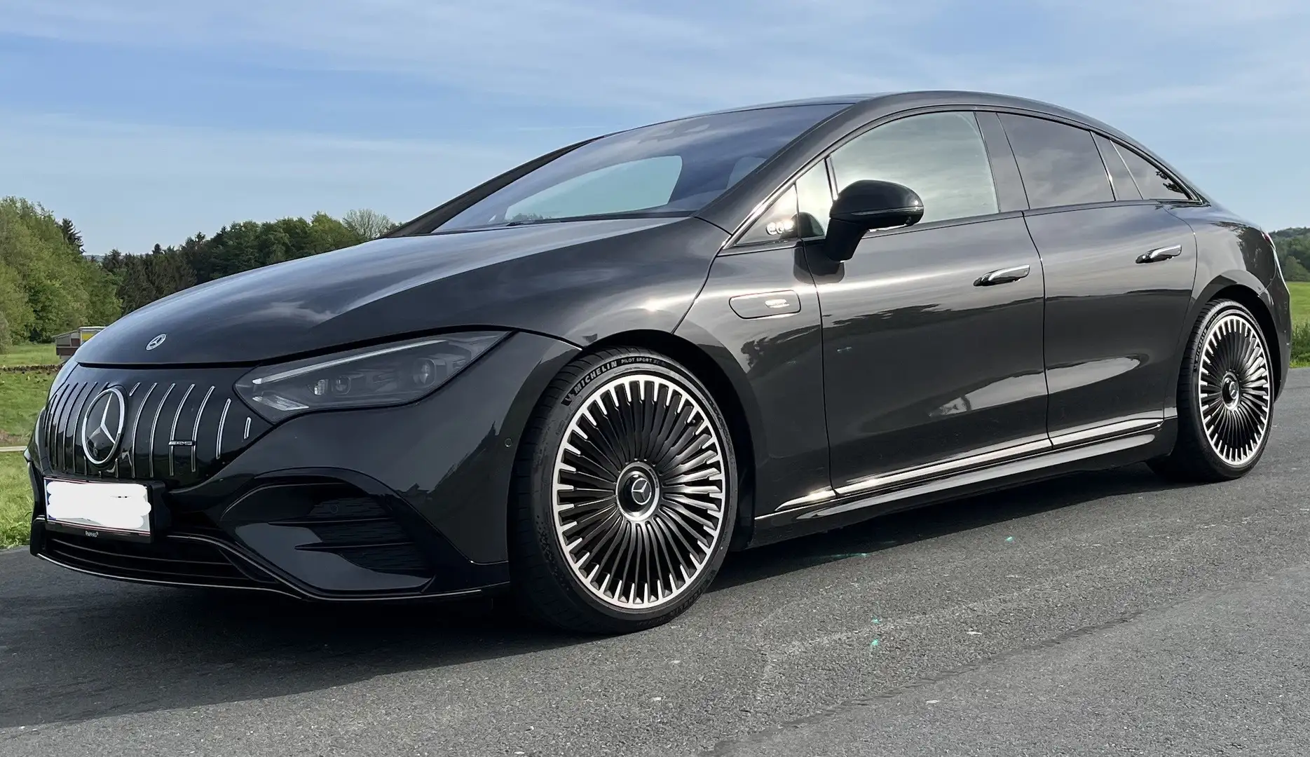 Mercedes-Benz EQE 43 EQE 43 4matic Hyper Pano Leder Carbon Garantie2029 Grau - 1