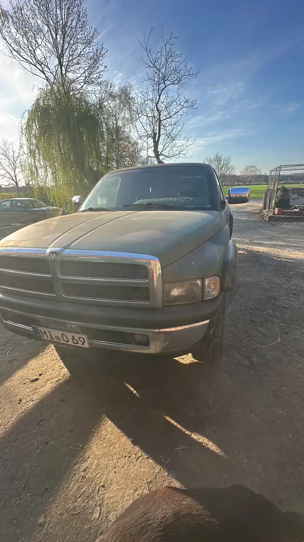 RAM 1500 reserviert bis Dienstag 16 Uhr - 1