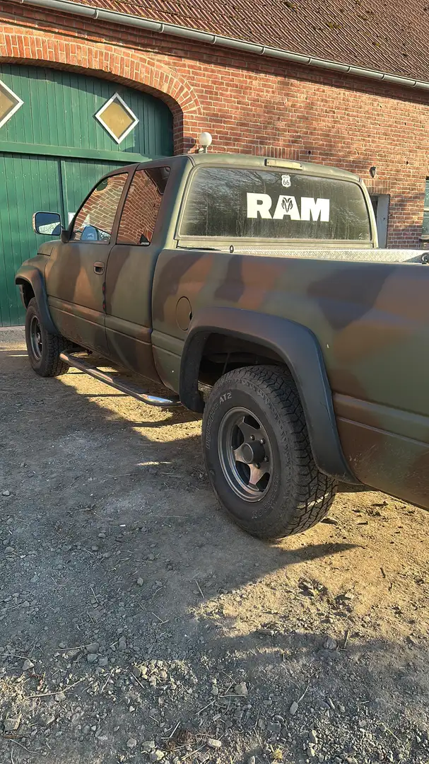 RAM 1500 reserviert bis Dienstag 16 Uhr - 2