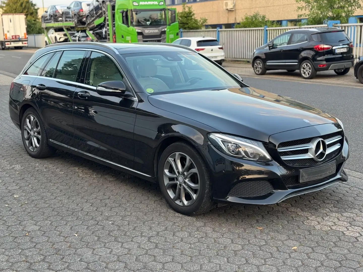 Mercedes-Benz C 220 d/Led/Leder/Klimaau/Panorama/PDC Negro - 2