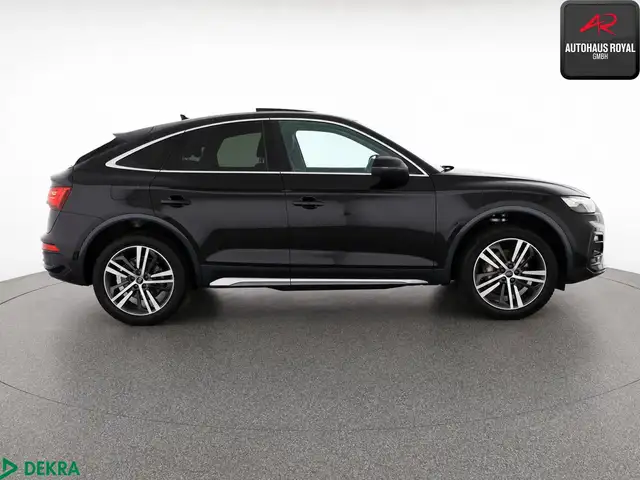 Audi Q5 view 6