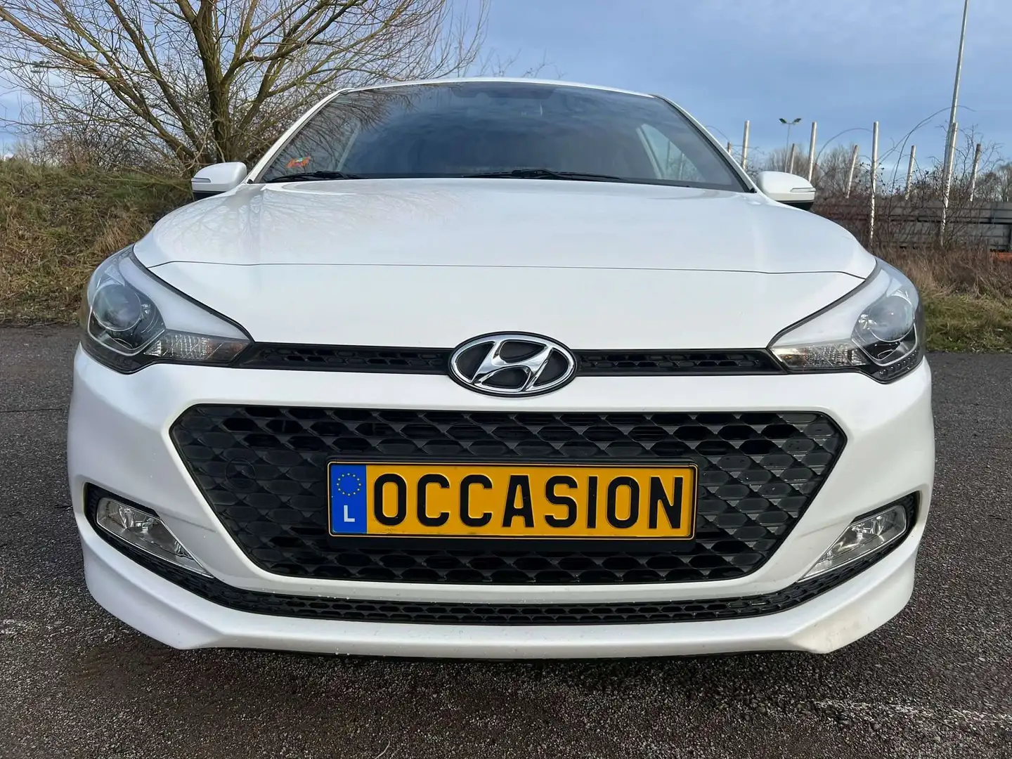 Hyundai i20 i20 1.2 Style Blanc - 2