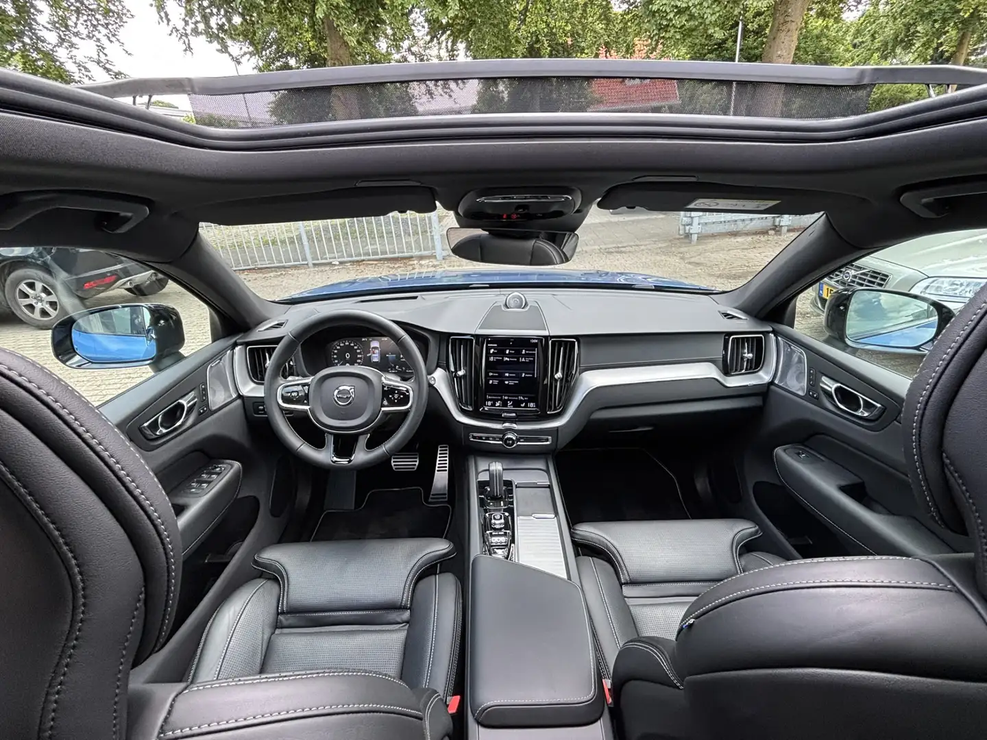 Volvo XC60 Recharge T8 AWD R-Design B&W Head Up 360 DAB Stoel Blu/Azzurro - 2
