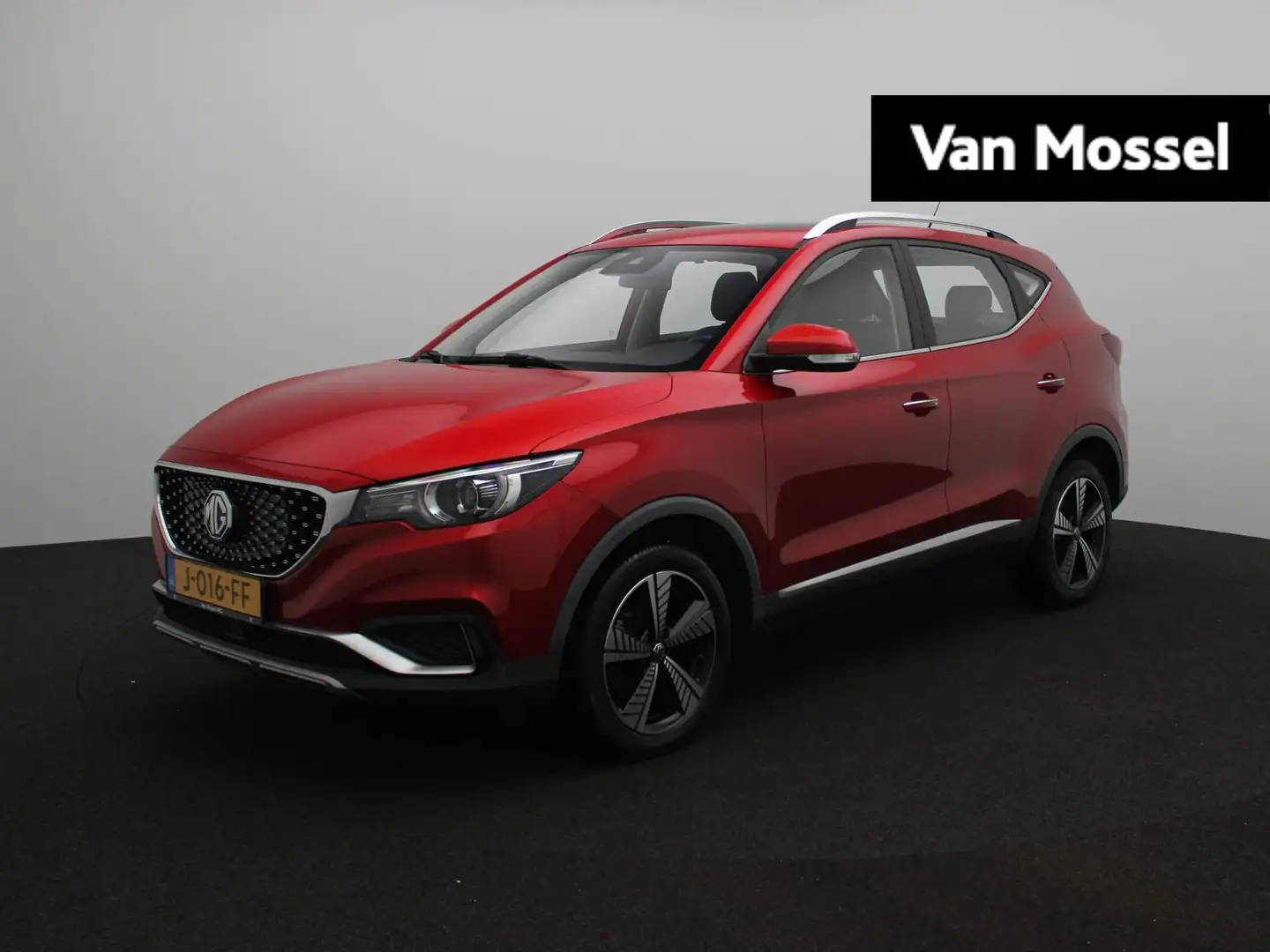 MG ZS MG EV Luxury 45 kWh | 1e-Eigenaar | Navi | Panoram Rood - 1
