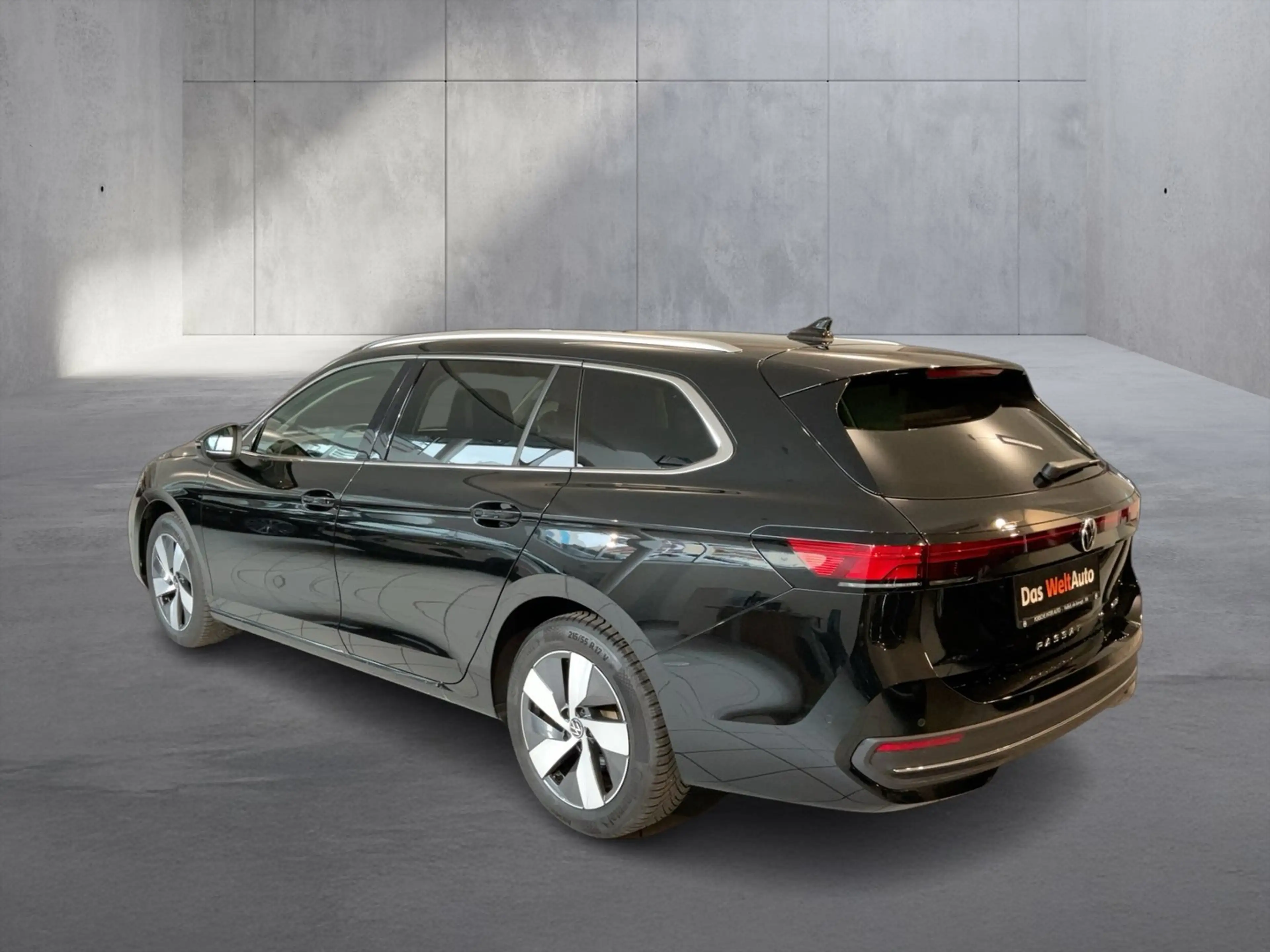 Volkswagen Passat Variant Business eTSI DSG — photo 3