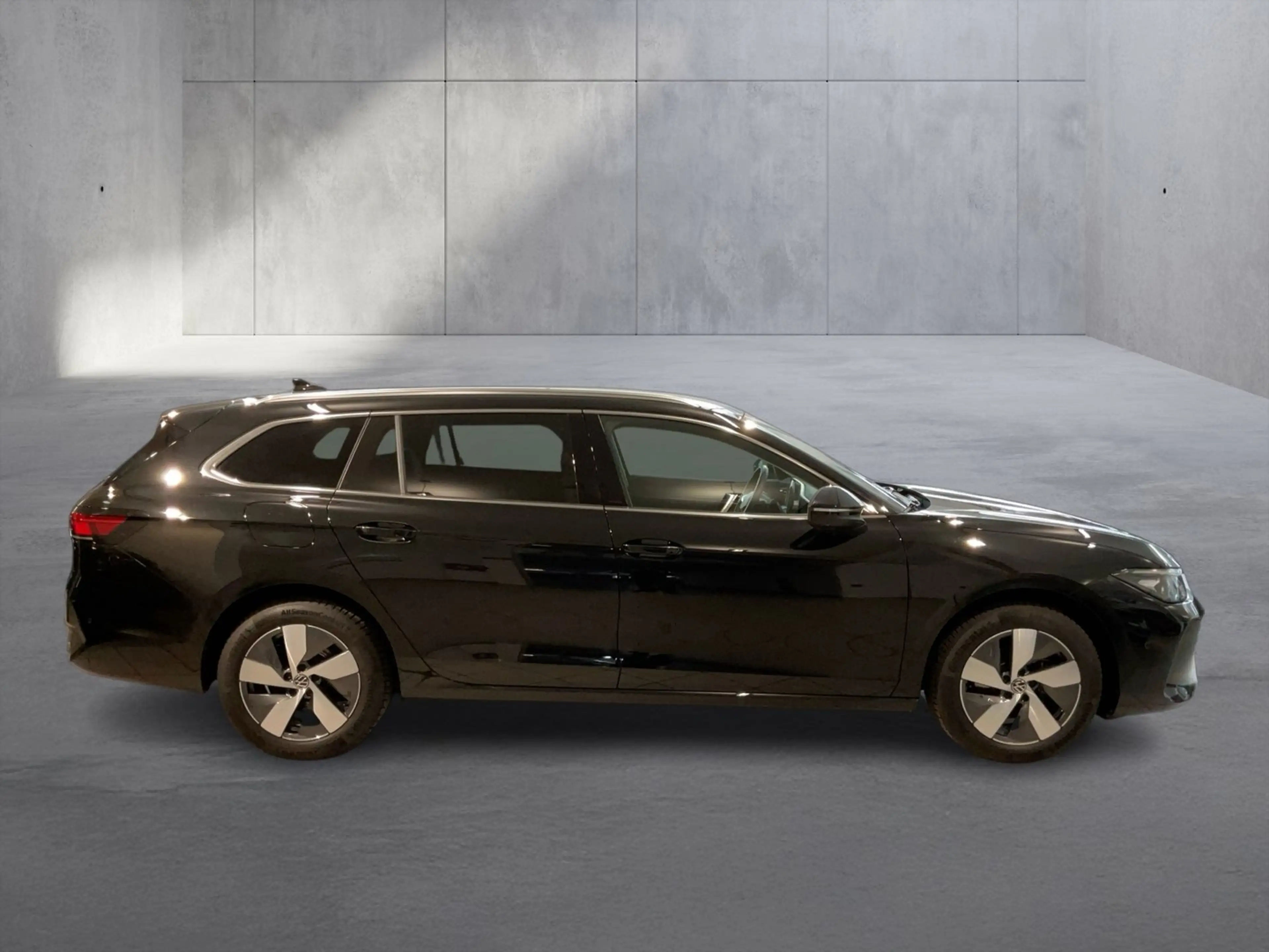 Volkswagen Passat Variant Business eTSI DSG — photo 6