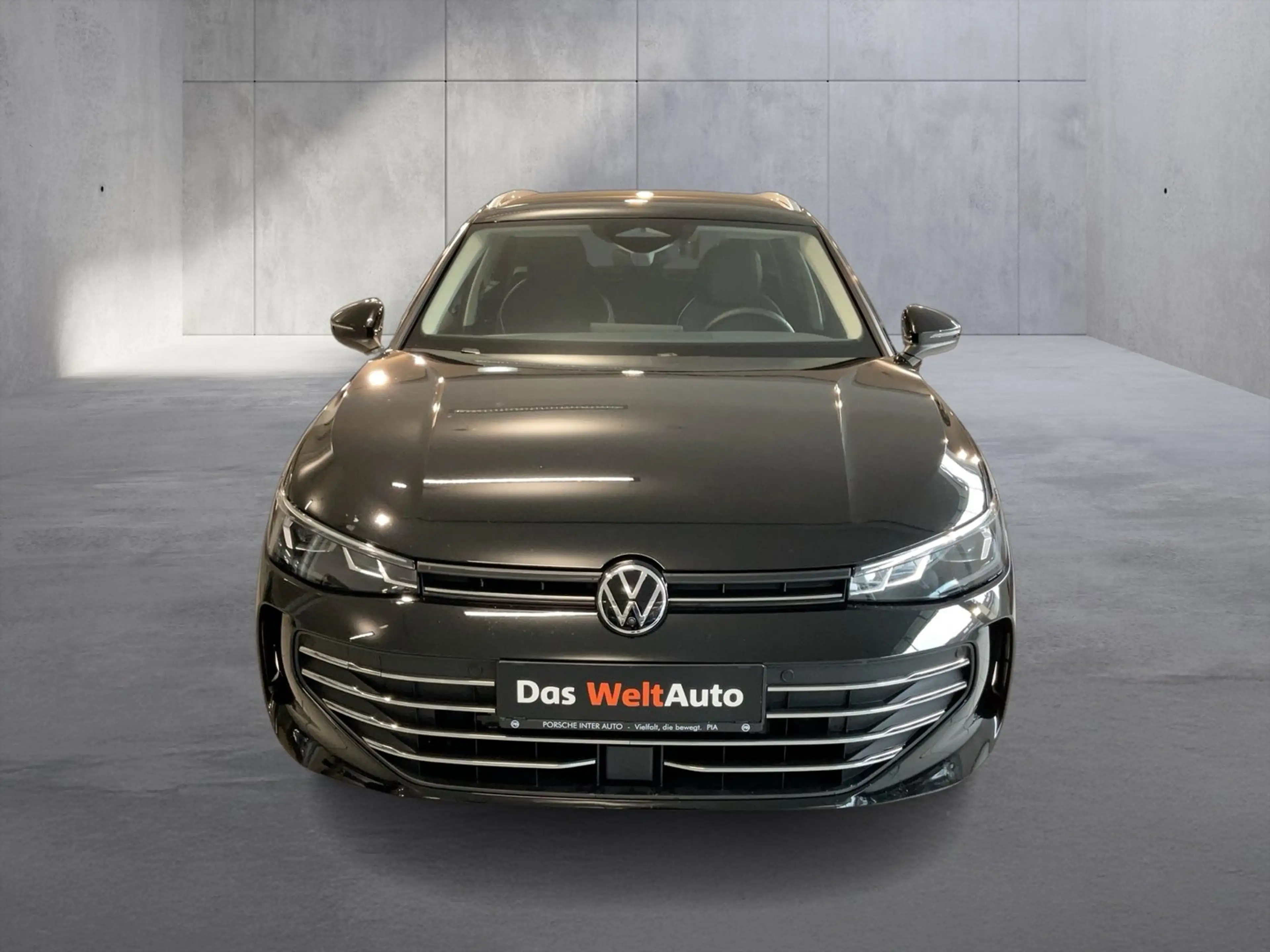 Volkswagen Passat Variant Business eTSI DSG — photo 8