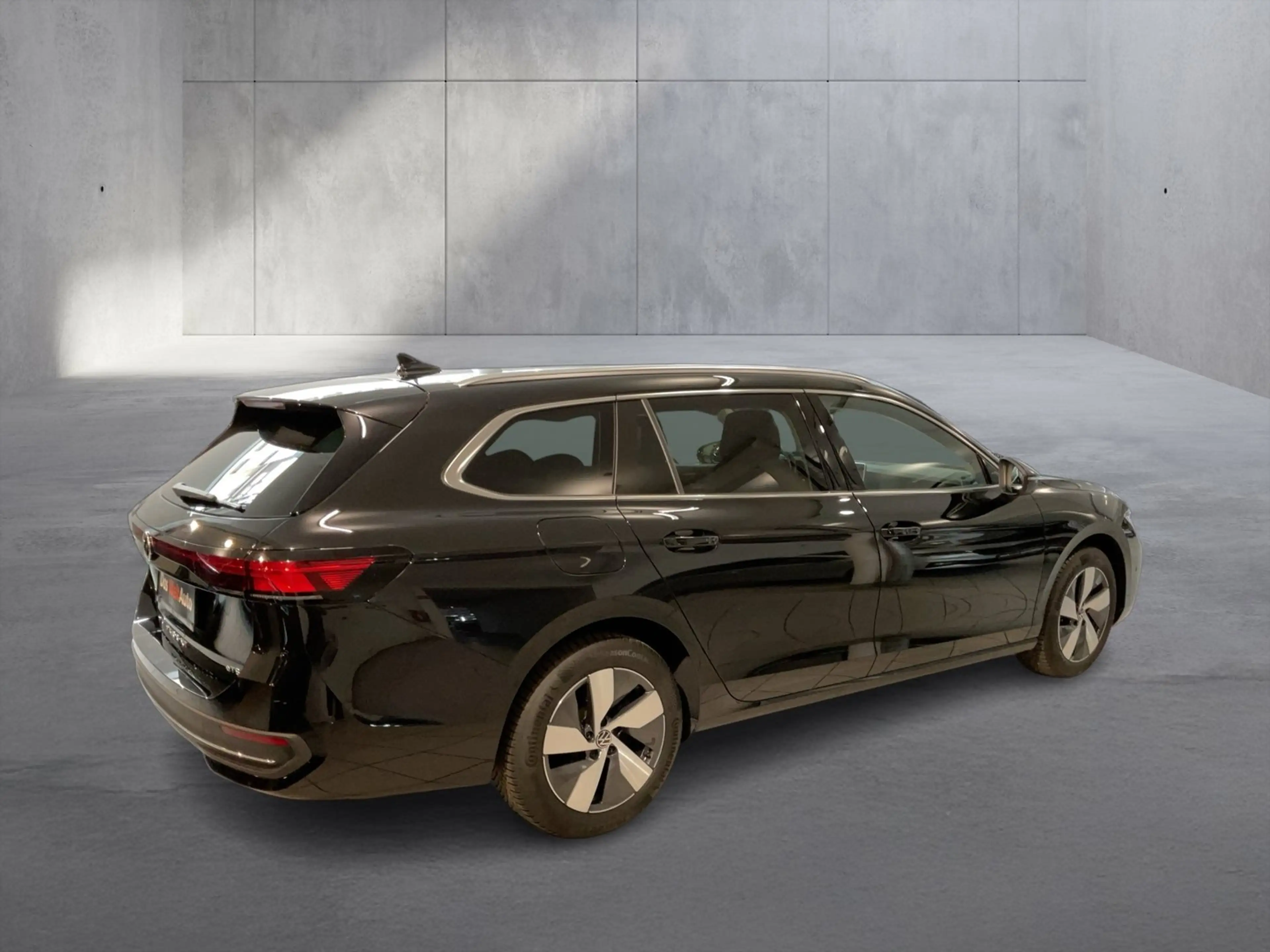 Volkswagen Passat Variant Business eTSI DSG — photo 5