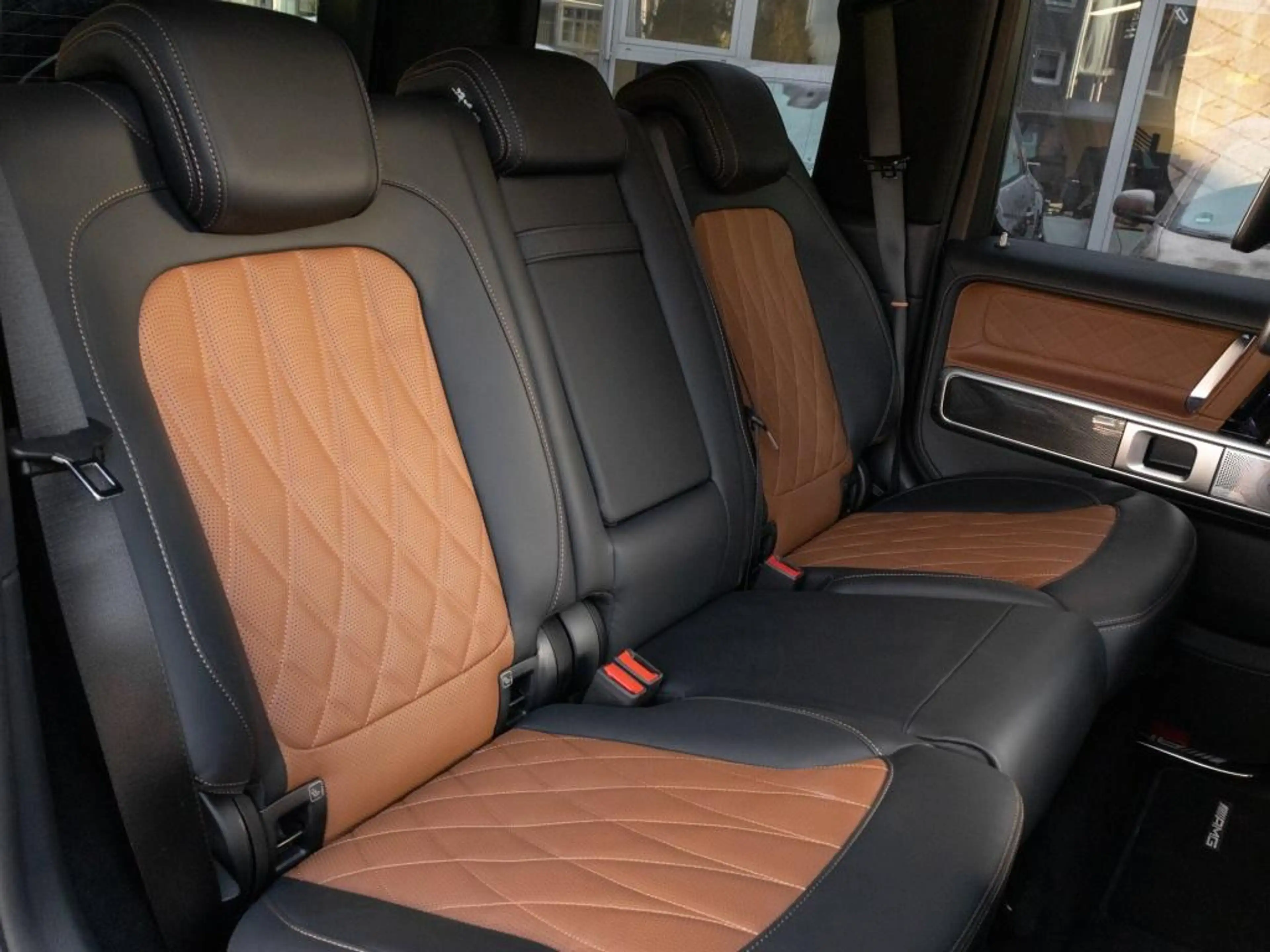 Mercedes-Benz G 63 AMG High-End Fond Ent/360/AHK/Night — photo 5