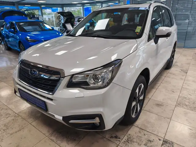 Subaru Forester Exclusive | LED CVT
