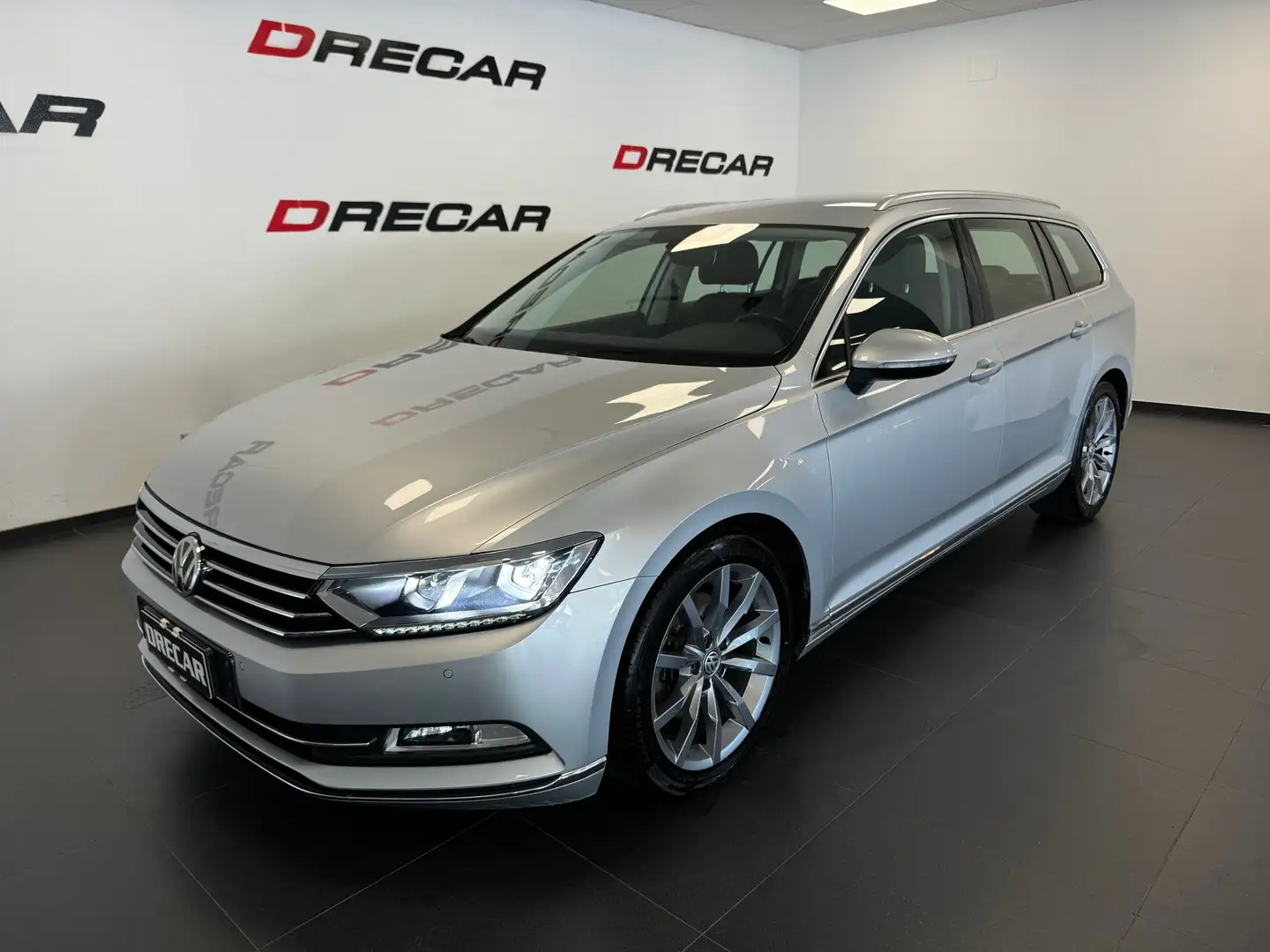 Volkswagen Passat Variant 2.0 tdi Highline Executive 150cv XENON NAVI PELLE Gris - 1