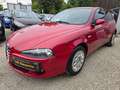 Alfa Romeo 147 Alfa 147 1,6 Twin Spark Distinctive Rot - thumbnail 1
