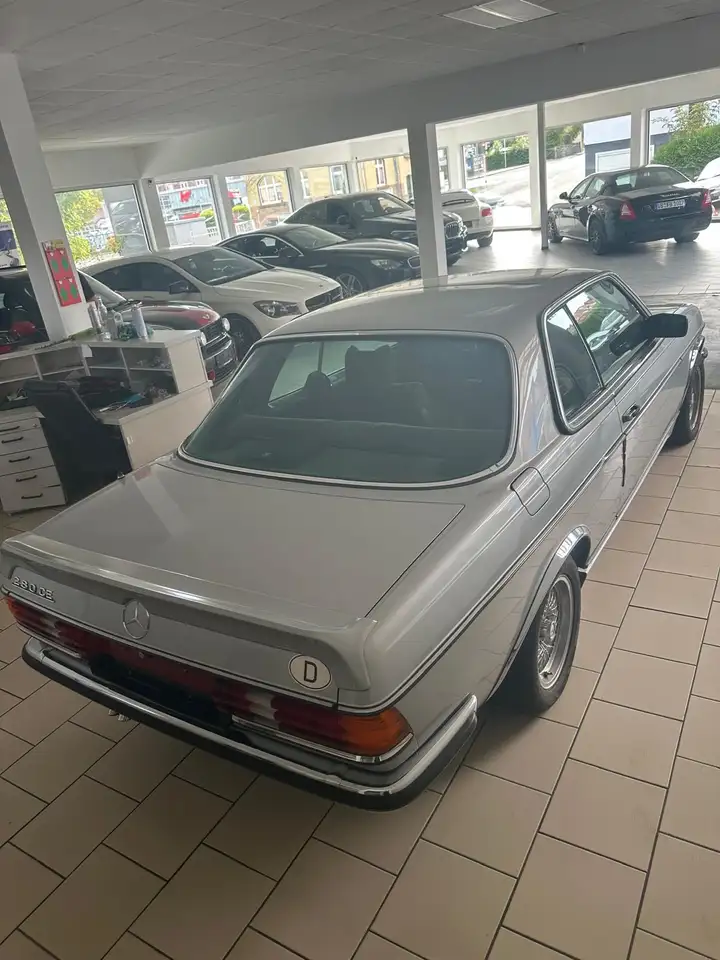 Mercedes-Benz 280, foto 4