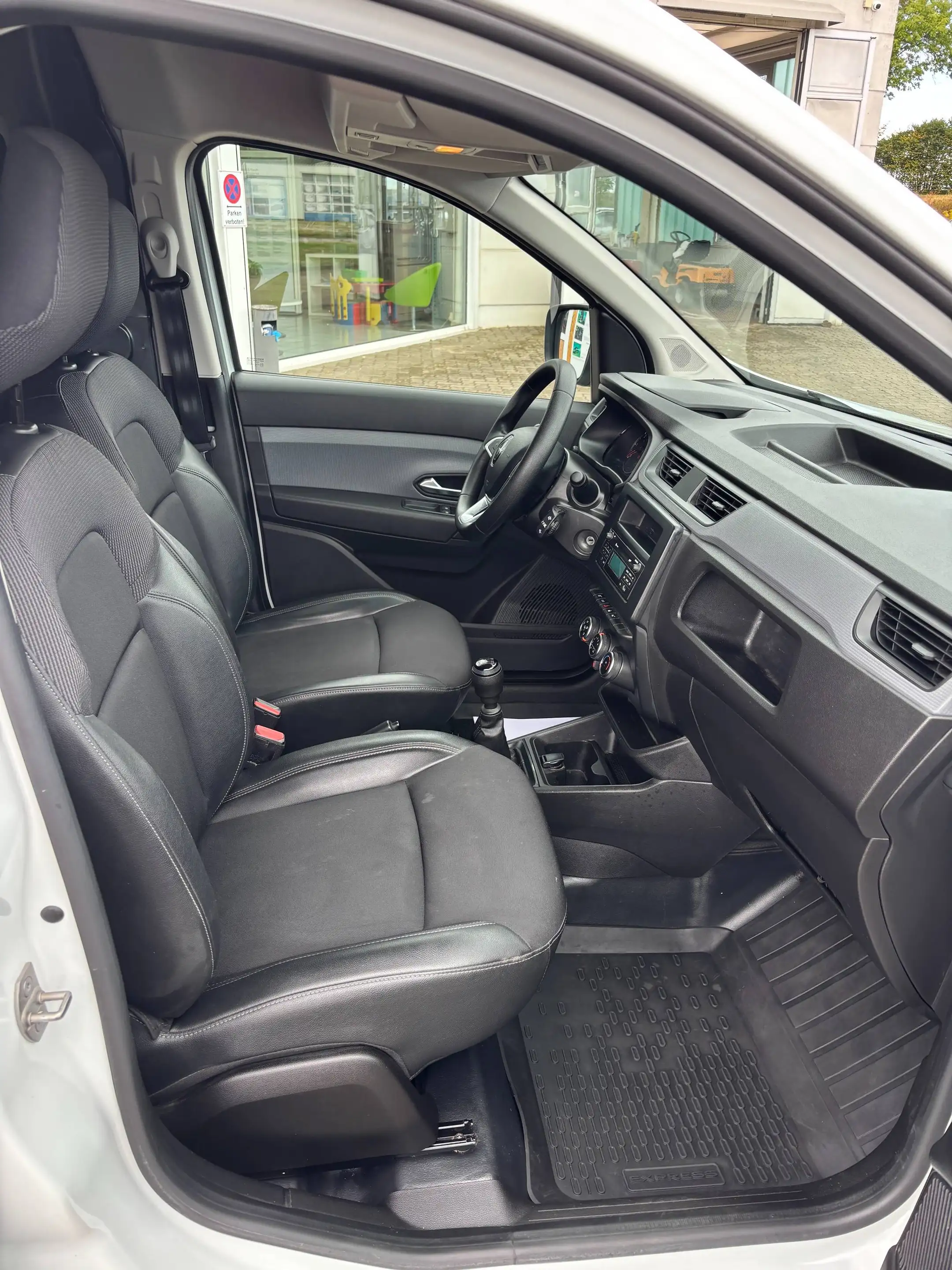 Renault Express Extra Blue dCi 75 — photo 12