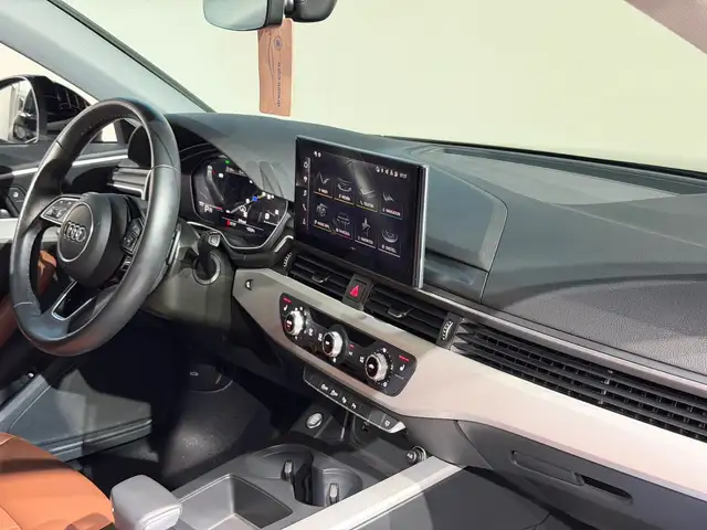 Audi A4 Avant view 28
