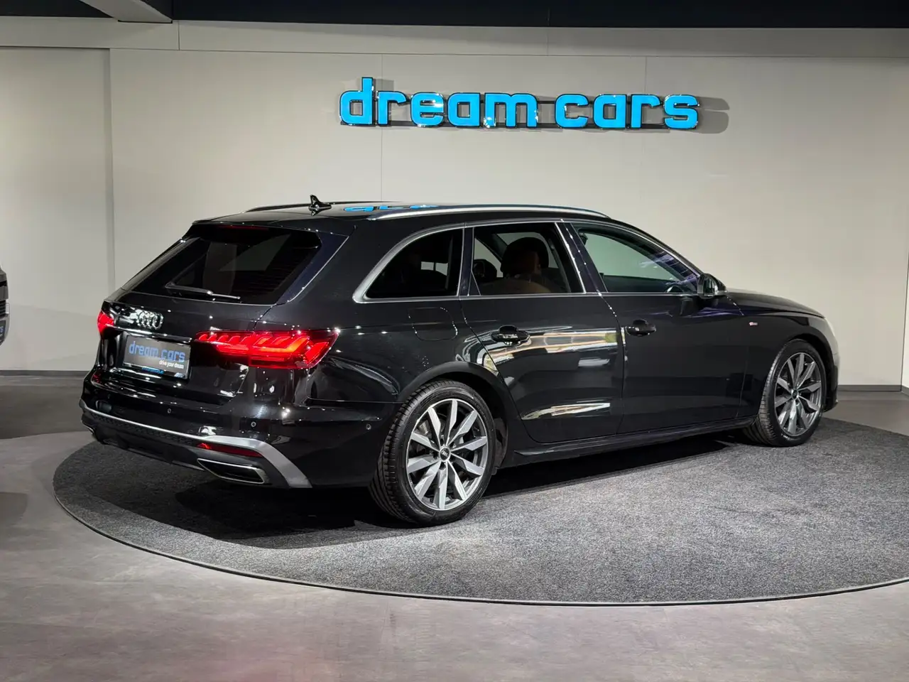 Audi A4 Avant 30 TDI S-line S-tronic / LED / Virtual Bild 15